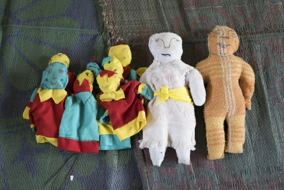 Hand-knit puppets can provide children with an outlet for feelings of helplessness and present a way for them to figure out solutions to problems.