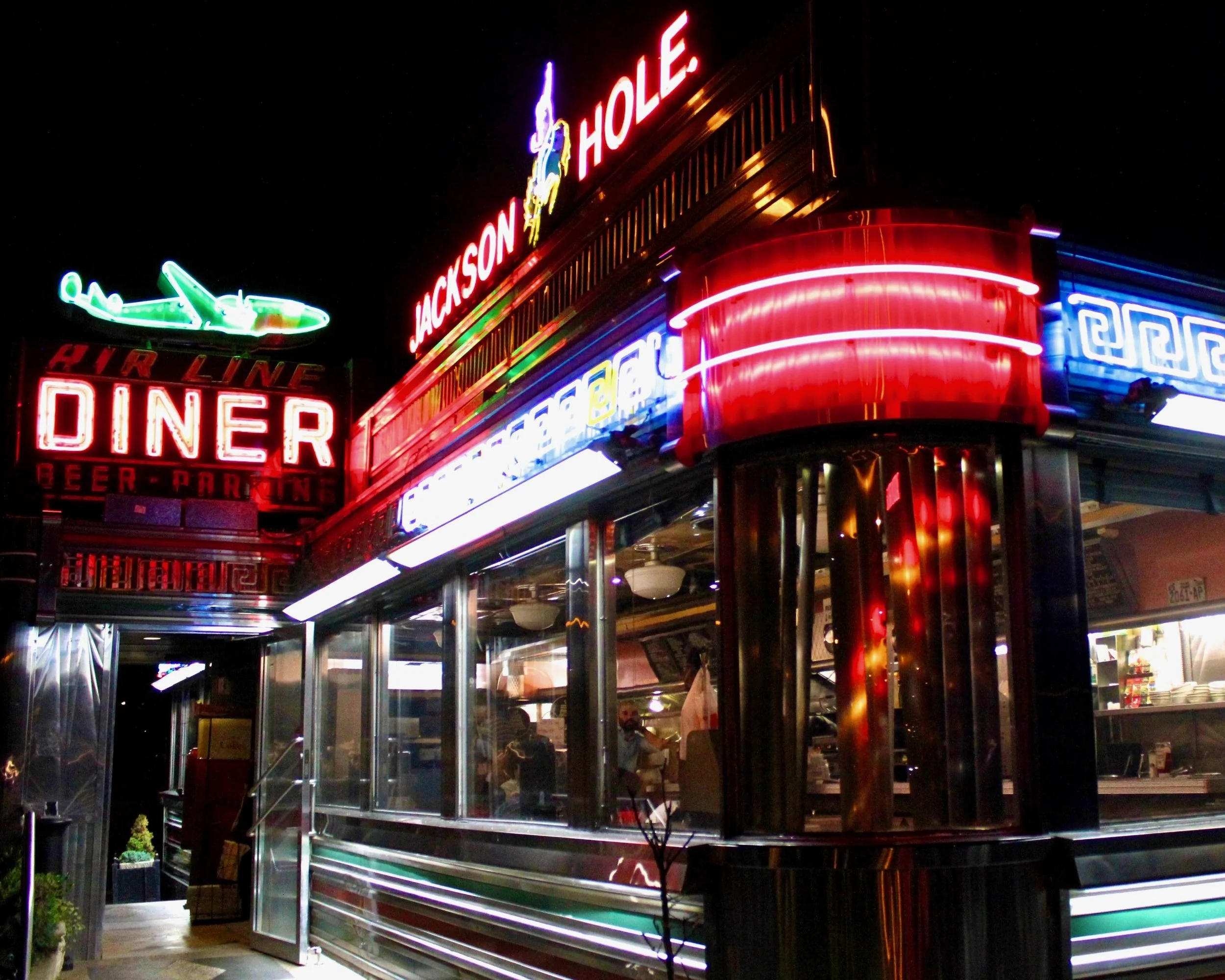 Airline Diner Full.jpeg