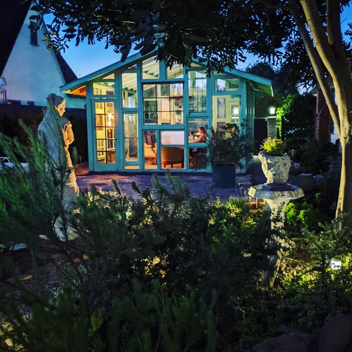 glass window cottage.jpg