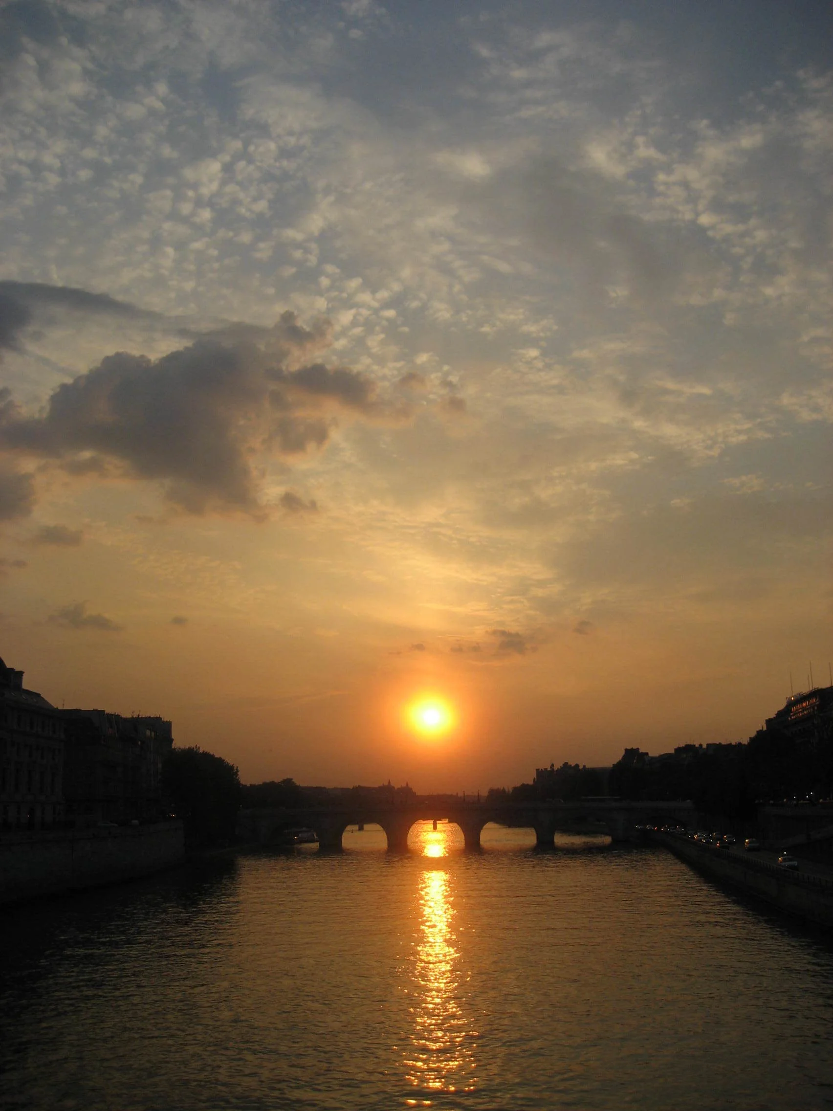 paris-seine-sunset.JPG
