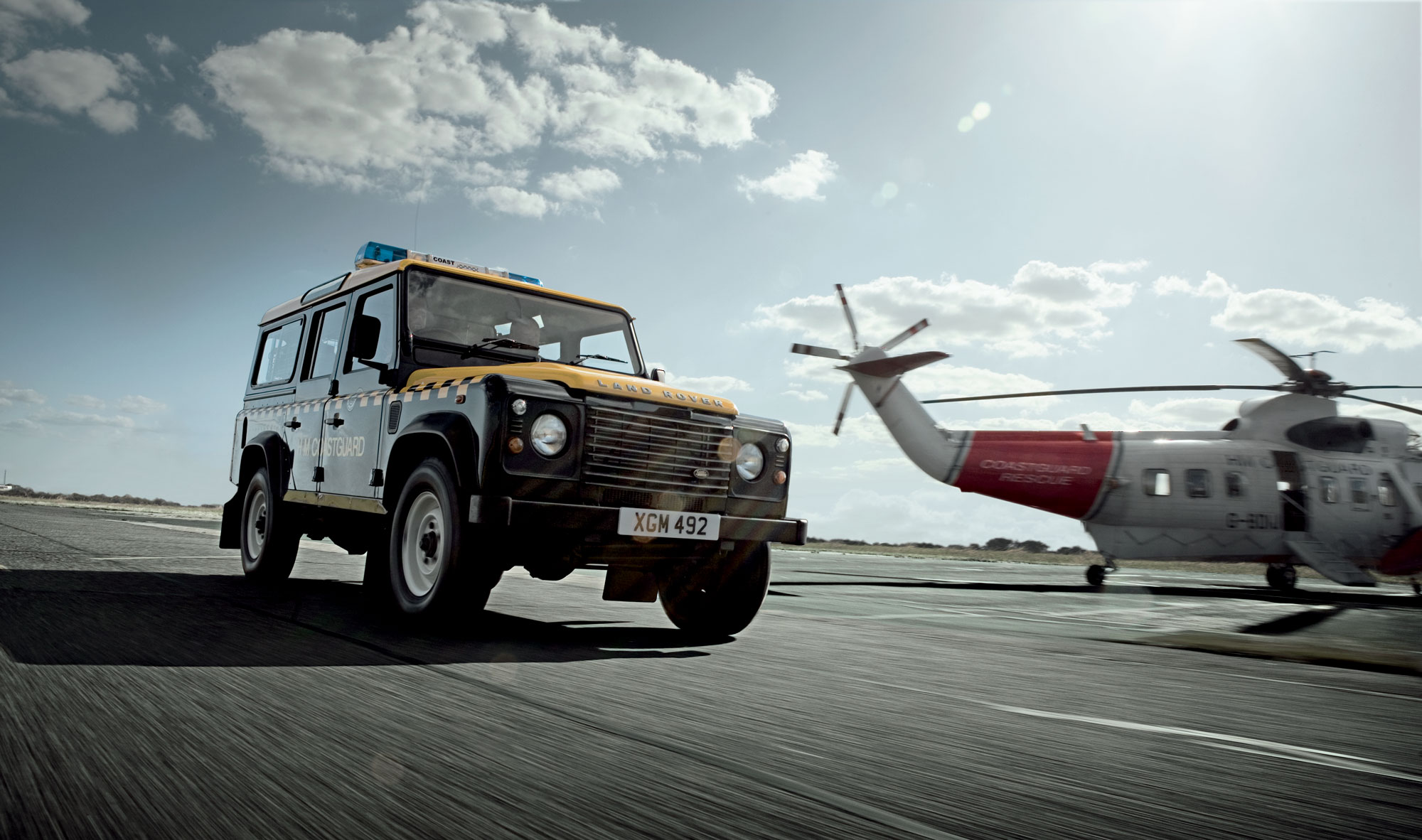 Defender_RNLI_05.jpg