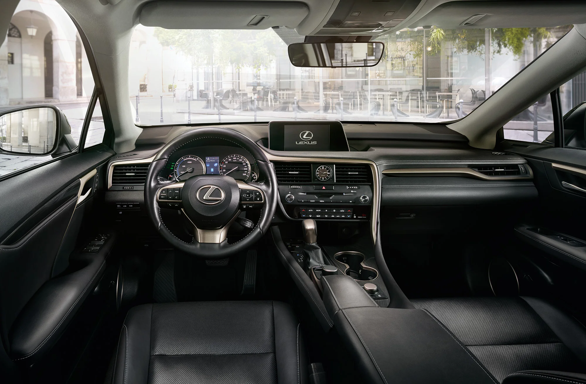 lexus03.jpg