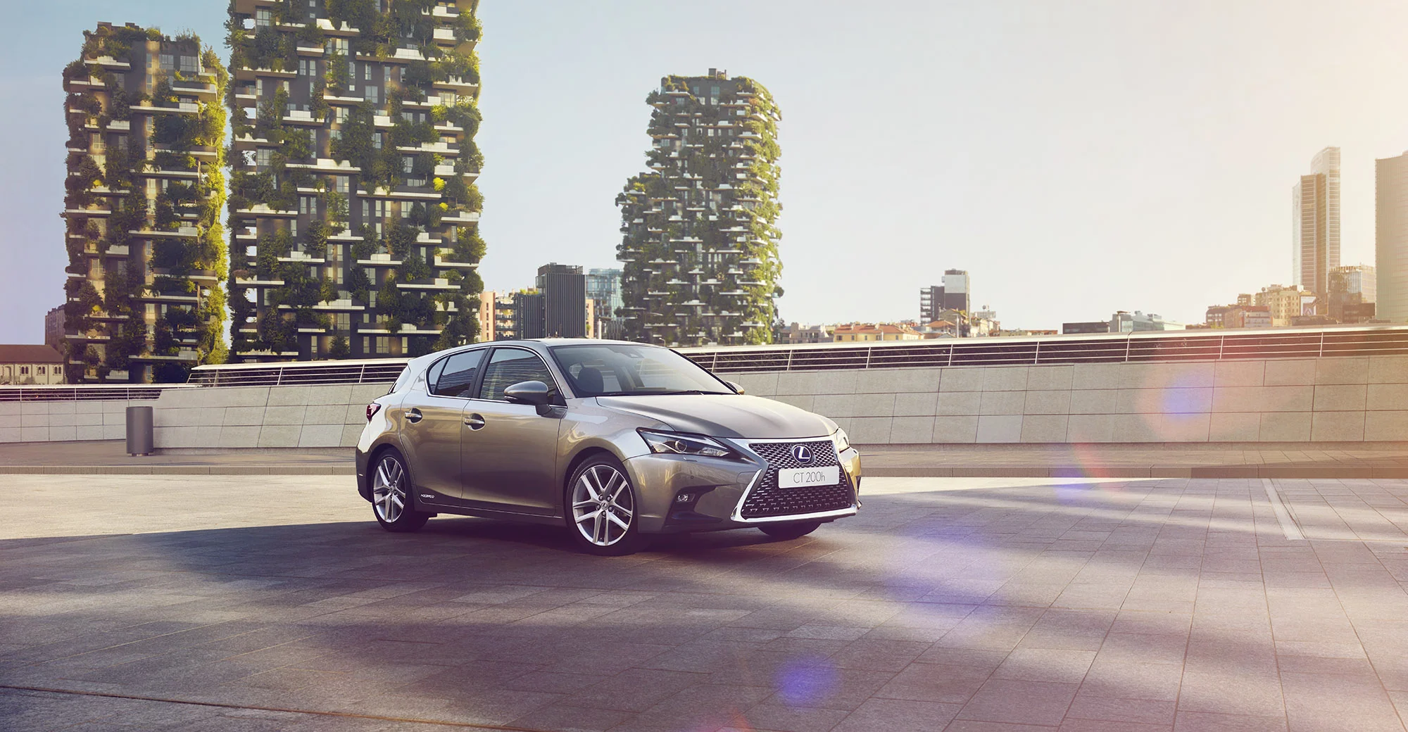 7175_Lexus_CT200h_Shot_07_R3.jpg