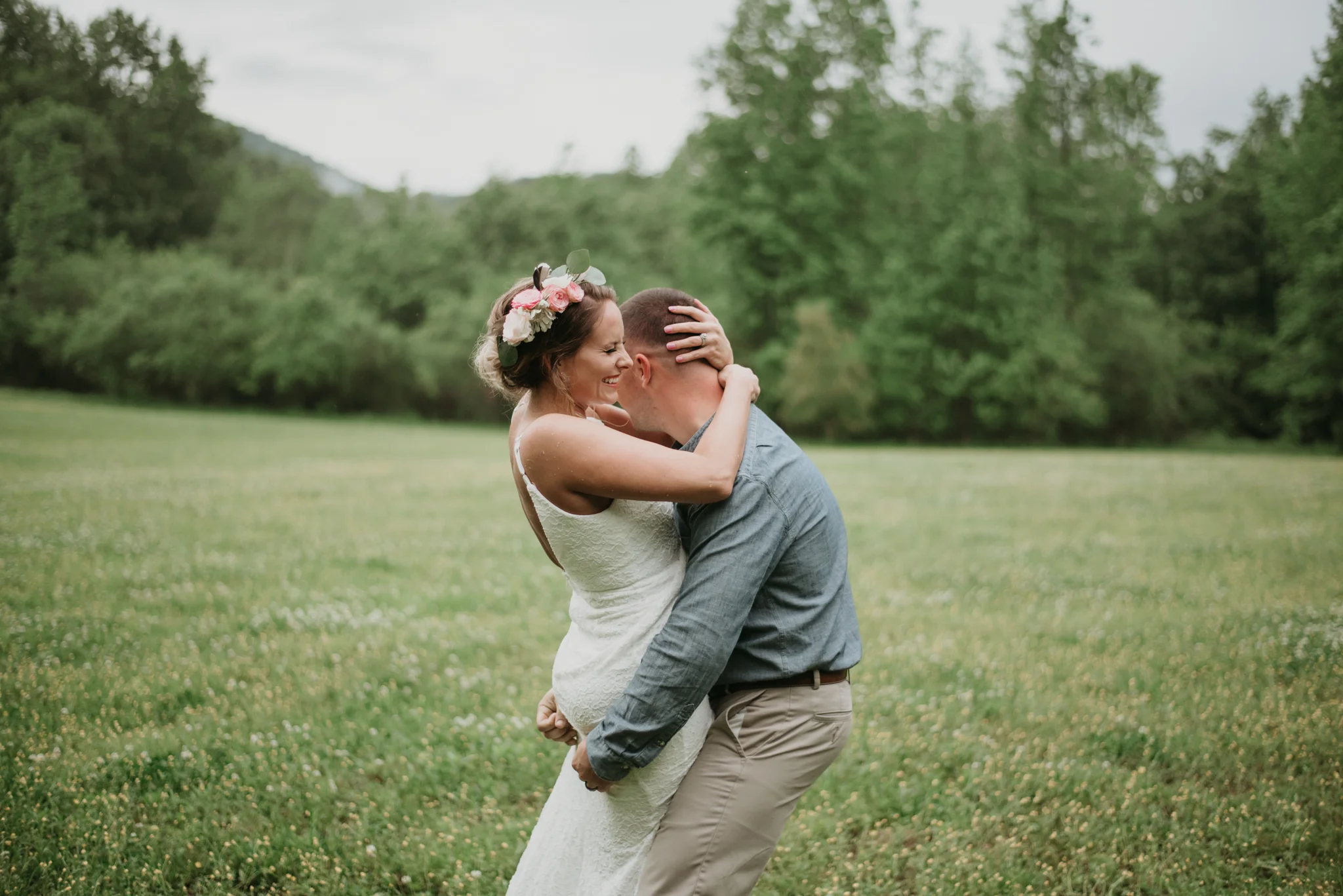 Jen & Zac Mtn Laurel Farm SS-60.jpg