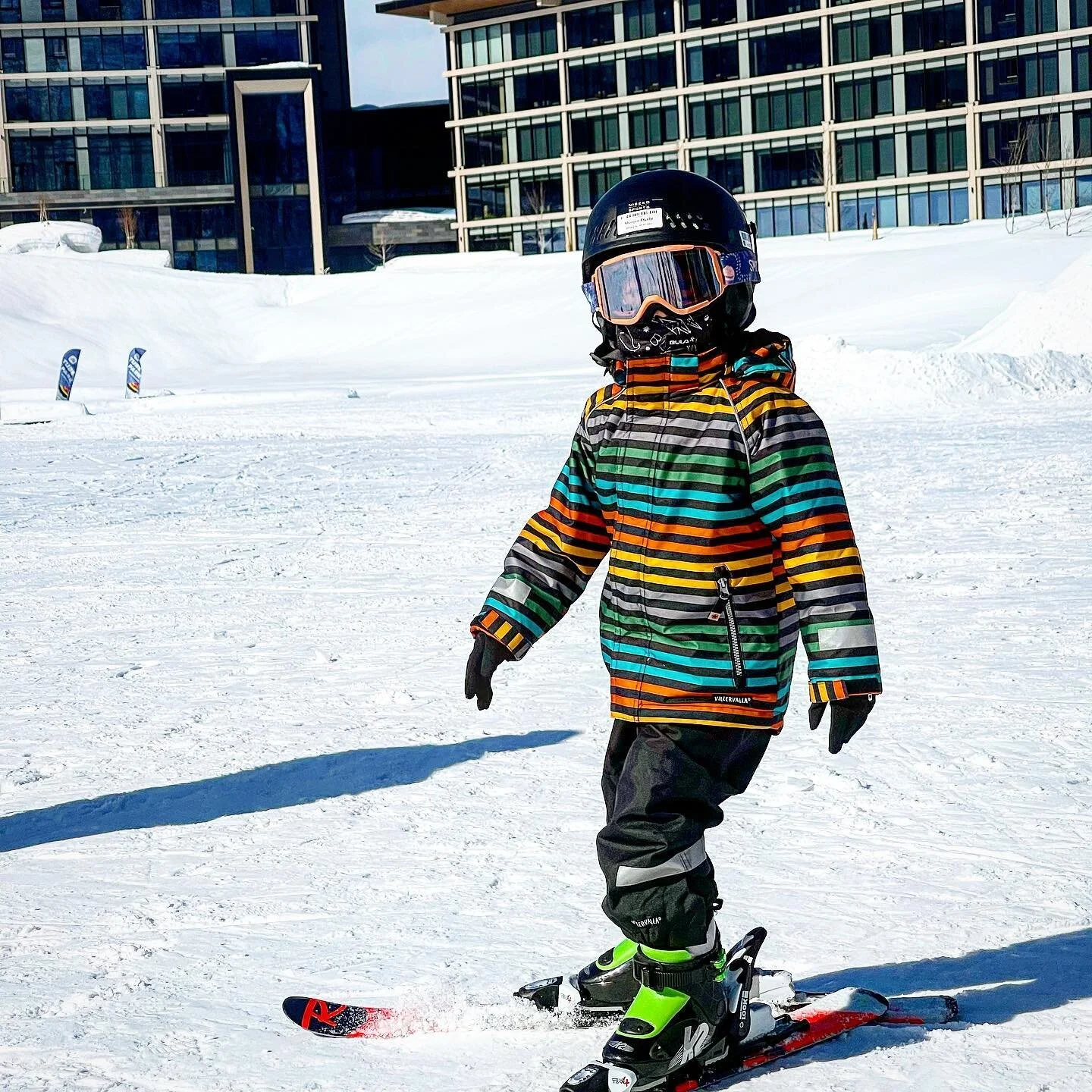 Ski wear :VILLERVALLA
Ski : Rossignol
Goggles : Smith 

Hotel : Setsuin Niseko

&ldquo;Where to stay in Niseko&rdquo; series belongs to Hanazono Niseko Resort. Sitting in the most northeastern position of the 4 resorts of Niseko United, Hanazono is p