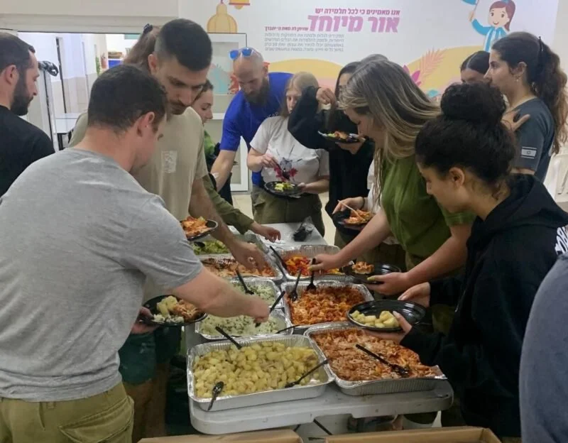 Connecting for Action: Rabbi Joe Wolfson and JLIC Tel Aviv Strengthen Community Resilience in Uncertain Times