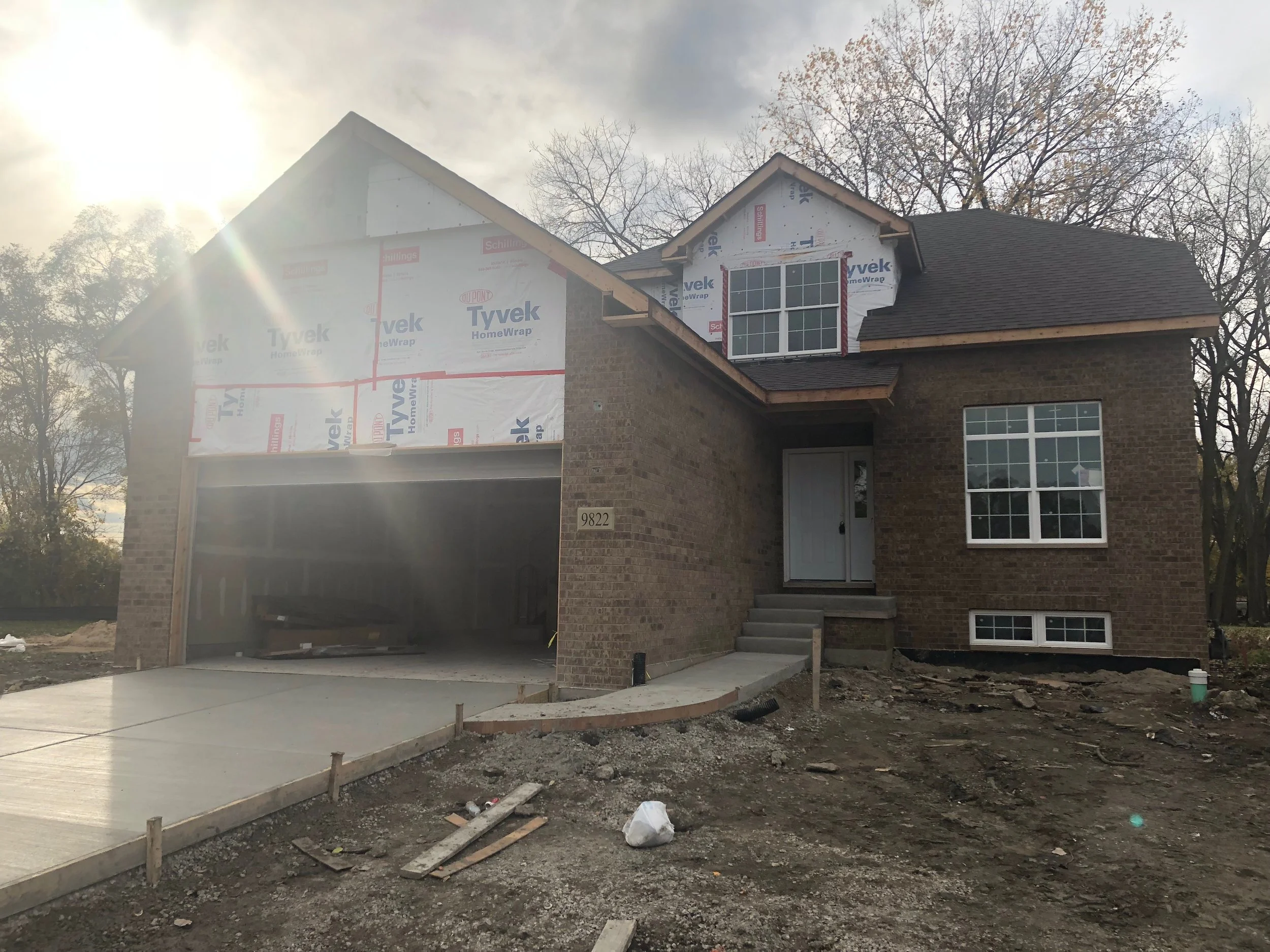 9822 Oak Park - SOLD