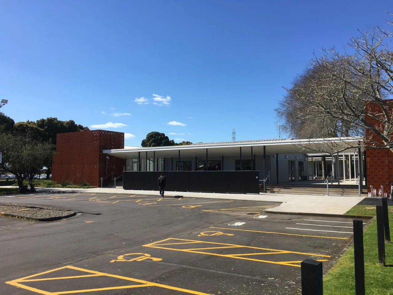 AUT, Manukau - Arrow International (NZ)