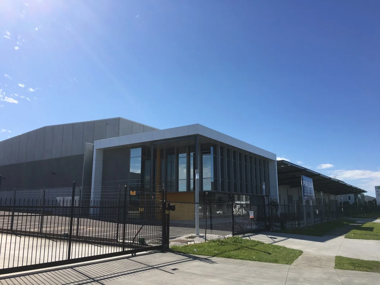 Verissimo Dr, Mangere - Gibson O'Connor