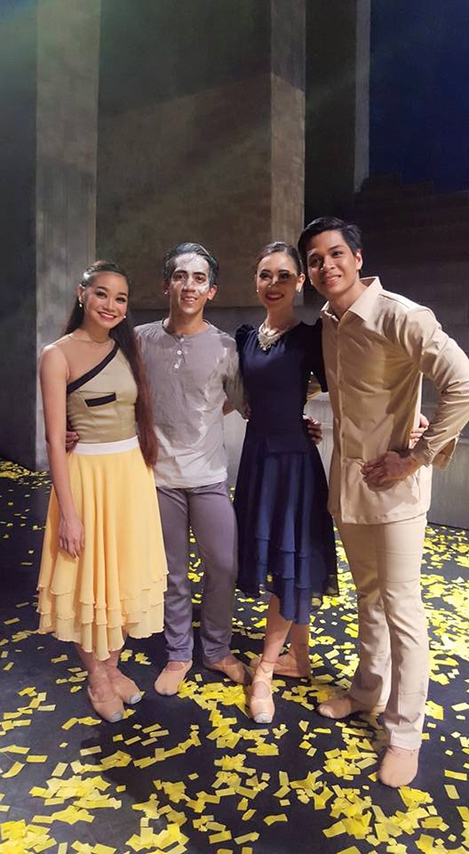 Mark (rightmost) reprises his role as Ninoy Aquino in Rebel when BM opens its 21st season. With him are co-stars Dawna Mangahas, Rudolph Capongcol and Abigail Oliveiro during Rebel’s first run in February. Photo by Sofia Costales