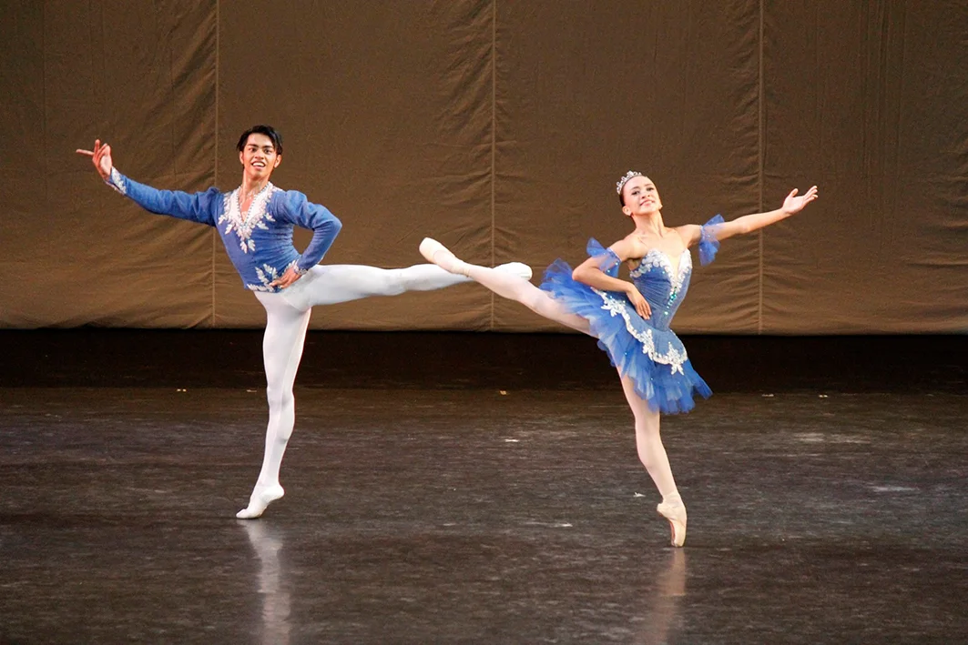 Performing the Grand Pas Classique with Jessa Balote. Photo by Jimmy Villanueva