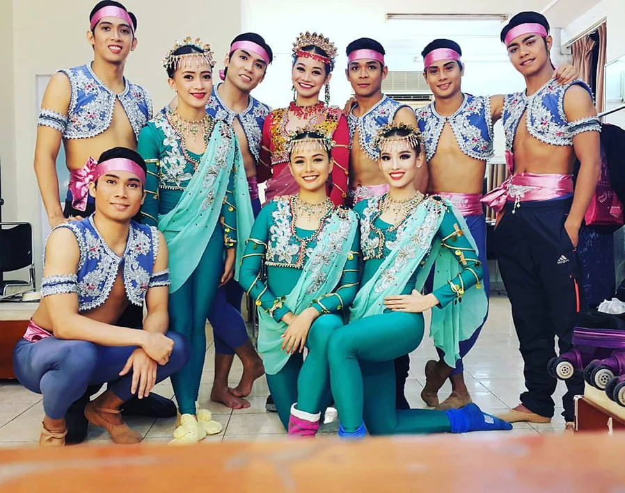 Elmoe (standing, rightmost) was part of the Ballet Manila delegation that performed in Vietnam last June.