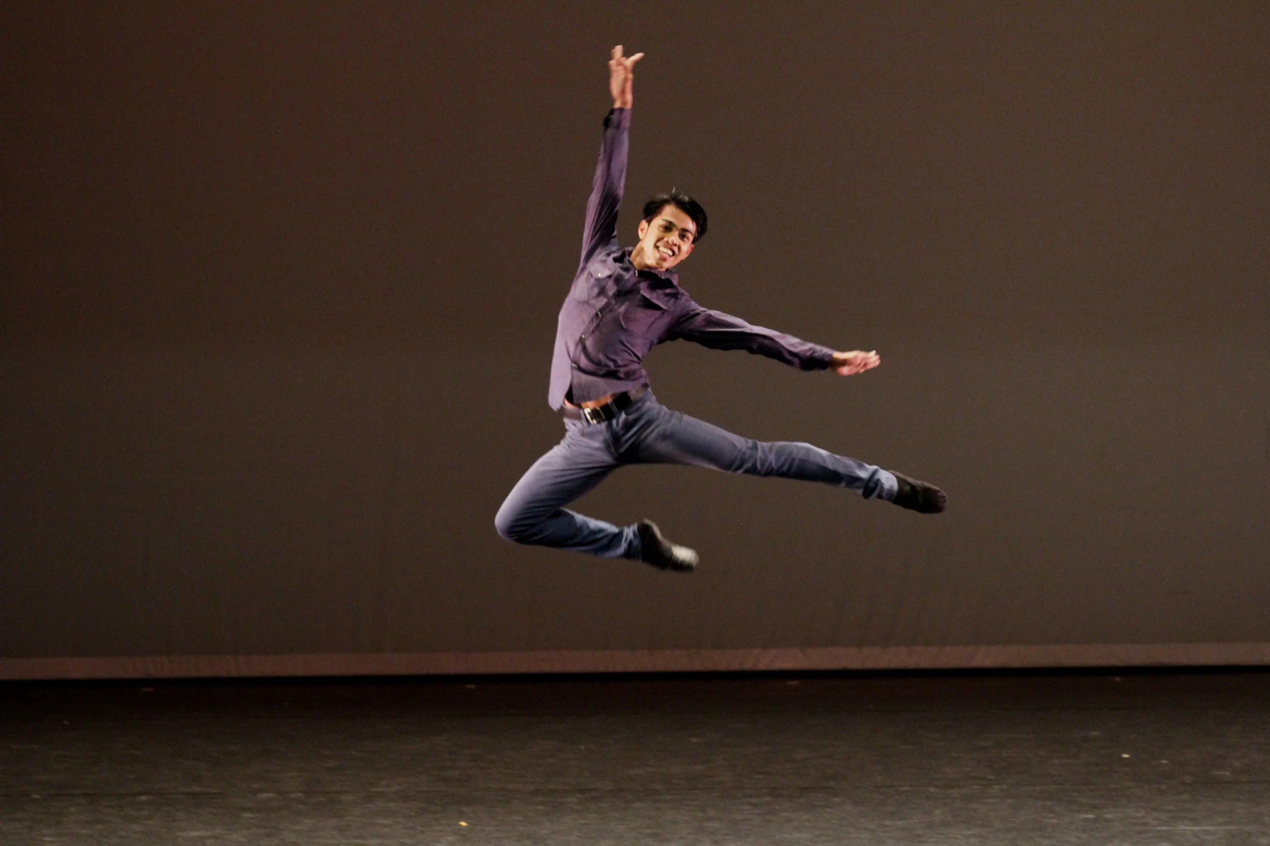 Anselmo Dictado: Soloist