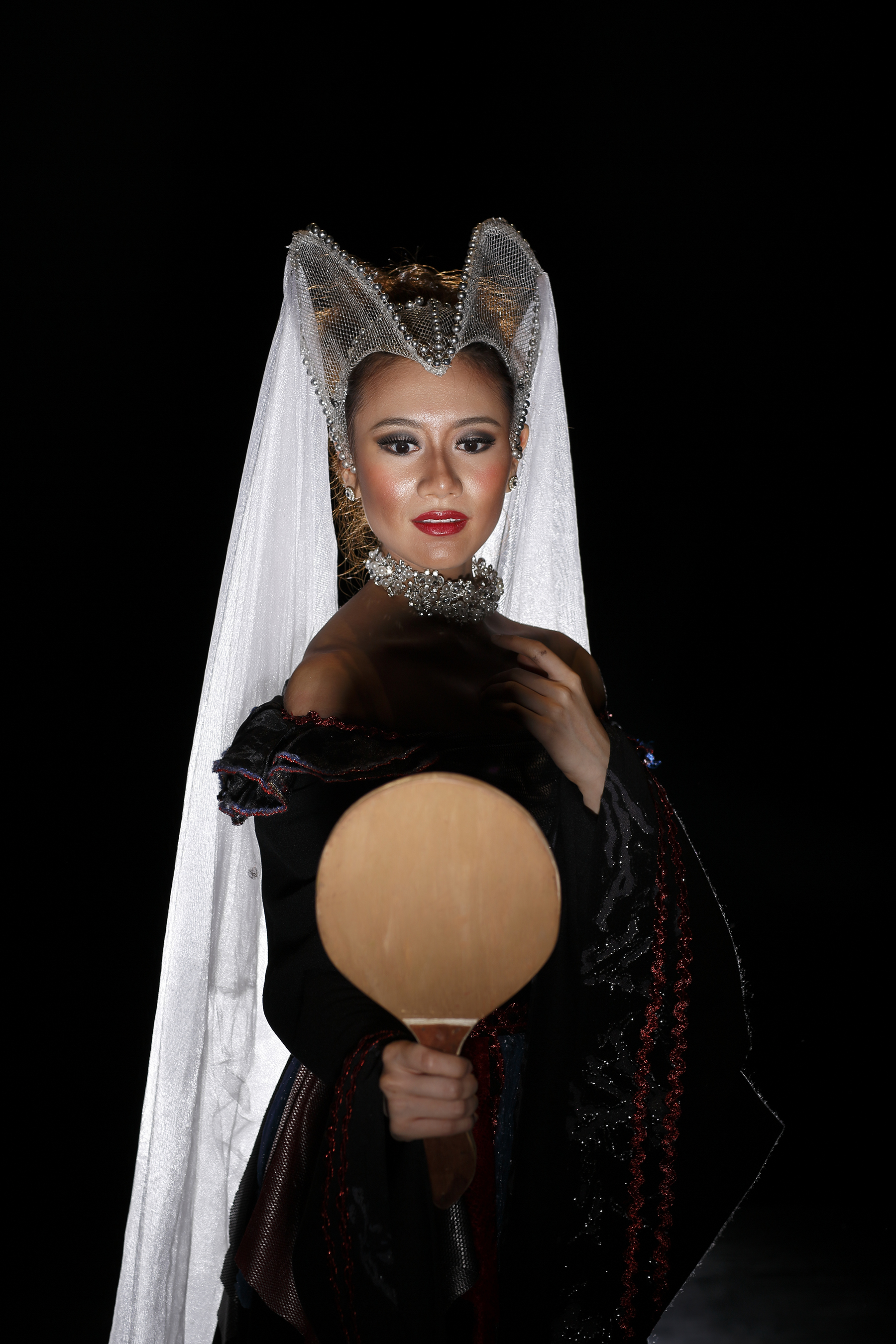 The evil queen in Snow White , as portrayed by Abigail Oliveiro, is vanity personified.