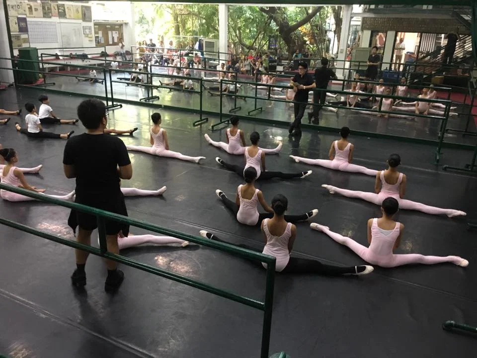 Ballet Manila co-artistic director Osias Barroso (facing camera) and Jonathan Janolo conduct an evaluation class of potential Project Ballet Futures scholars.