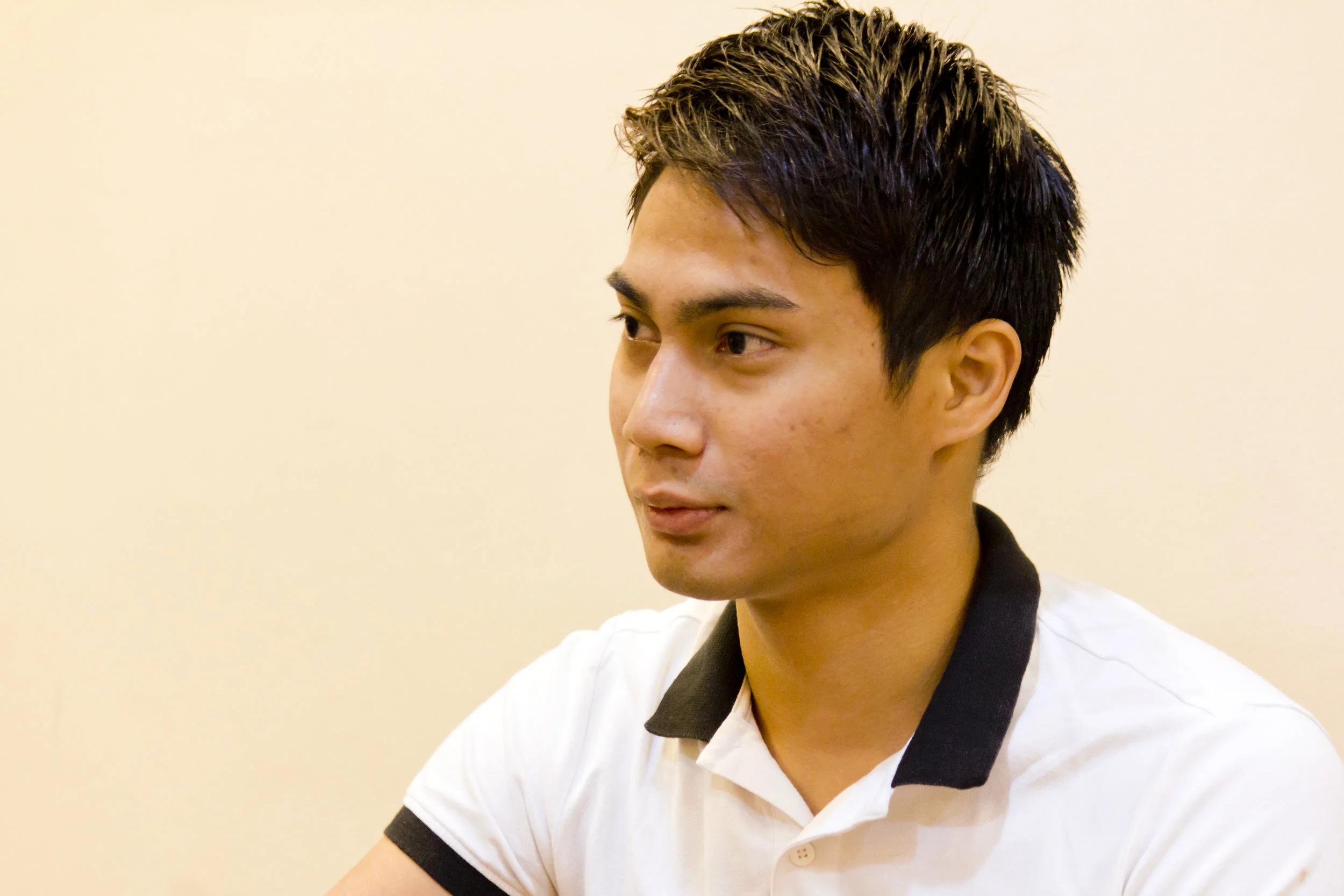 John de Dios was already in college when he decided to get into ballet, but he persisted because the dance had grown on him. Photo by Jimmy Villanueva