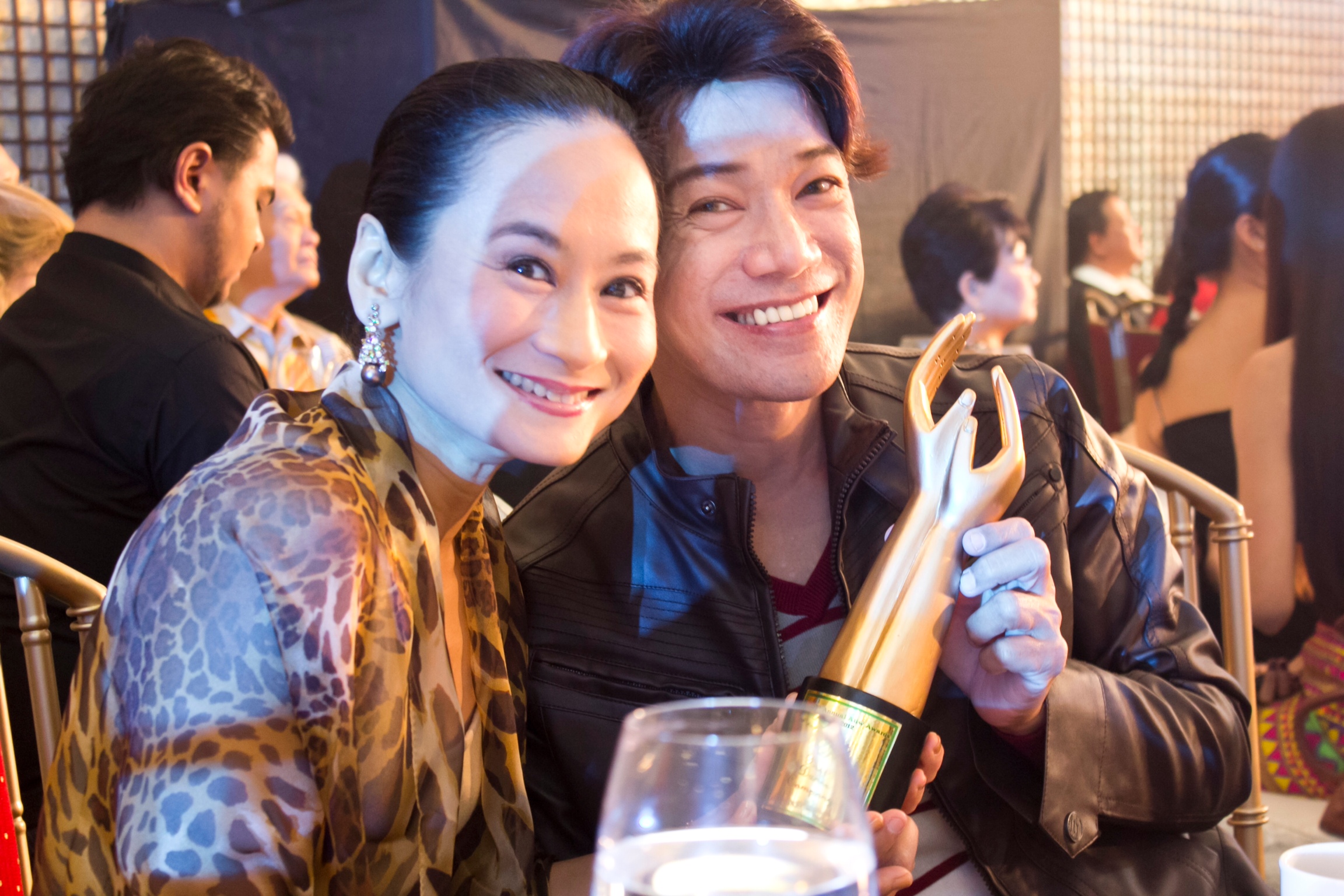 Prima ballerina and Ballet Manila artistic director Lisa Macuja-Elizalde and co-artistic director Shaz Barroso celebrate Ballet Manila's win as Best Dance Company at the 2013 Aliw Awards.