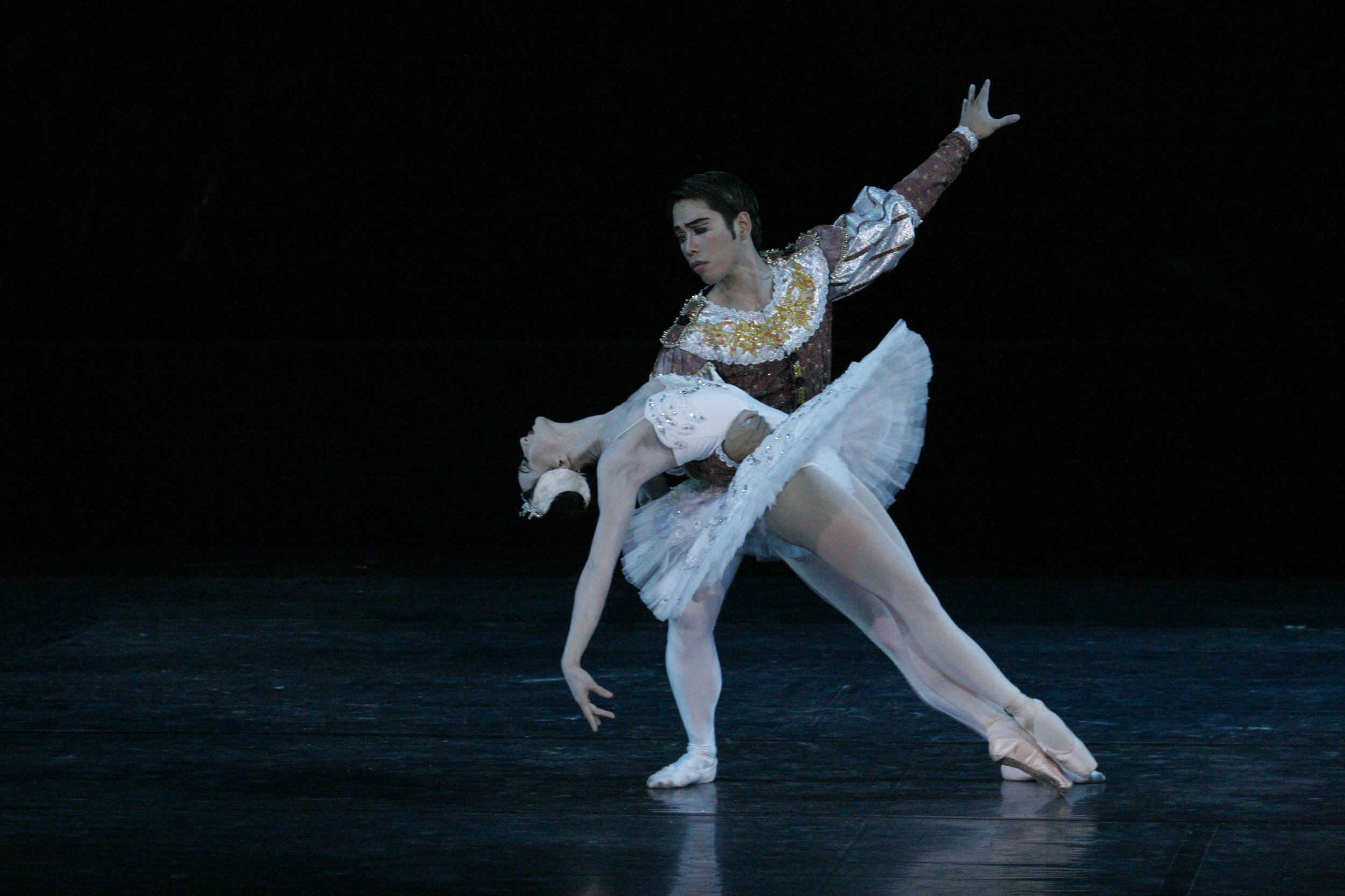    Jonathan Janolo is Siegfried to prima ballerina Lisa Macuja-Elizalde’s Odette in Ballet Manila’s  Swan Lake  in 2005. Photo by Ocs Alvarez   