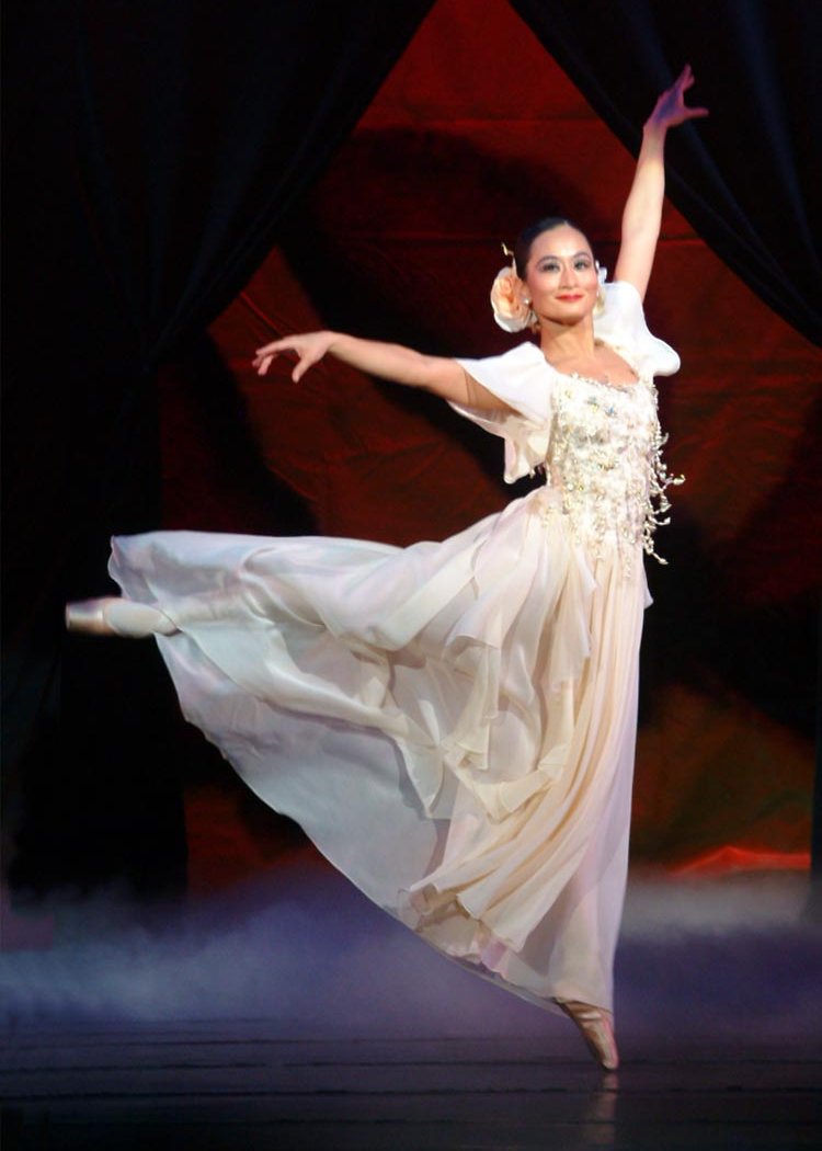    Tony Fabella’s  Dalagang Pilipina,  part of the repertoire of  OPM at OPB  (2003), is a ballet piece based on a fashion show with lithe ramp models oozing with glamour. Ballet Manila ballerinas – including then principal dancer Lisa Macuja-Elizald