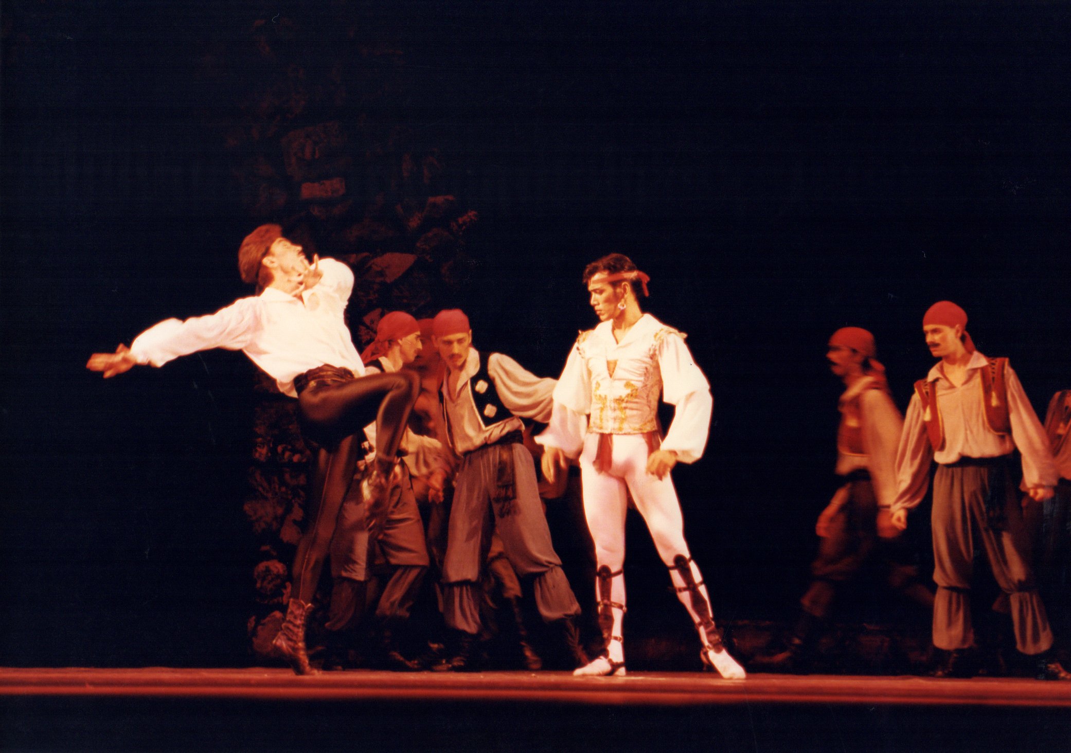    Osias Barroso Jr. made his debut as the lead character Conrad in  Le Corsaire i n 1998, supported by a Russian corps.   