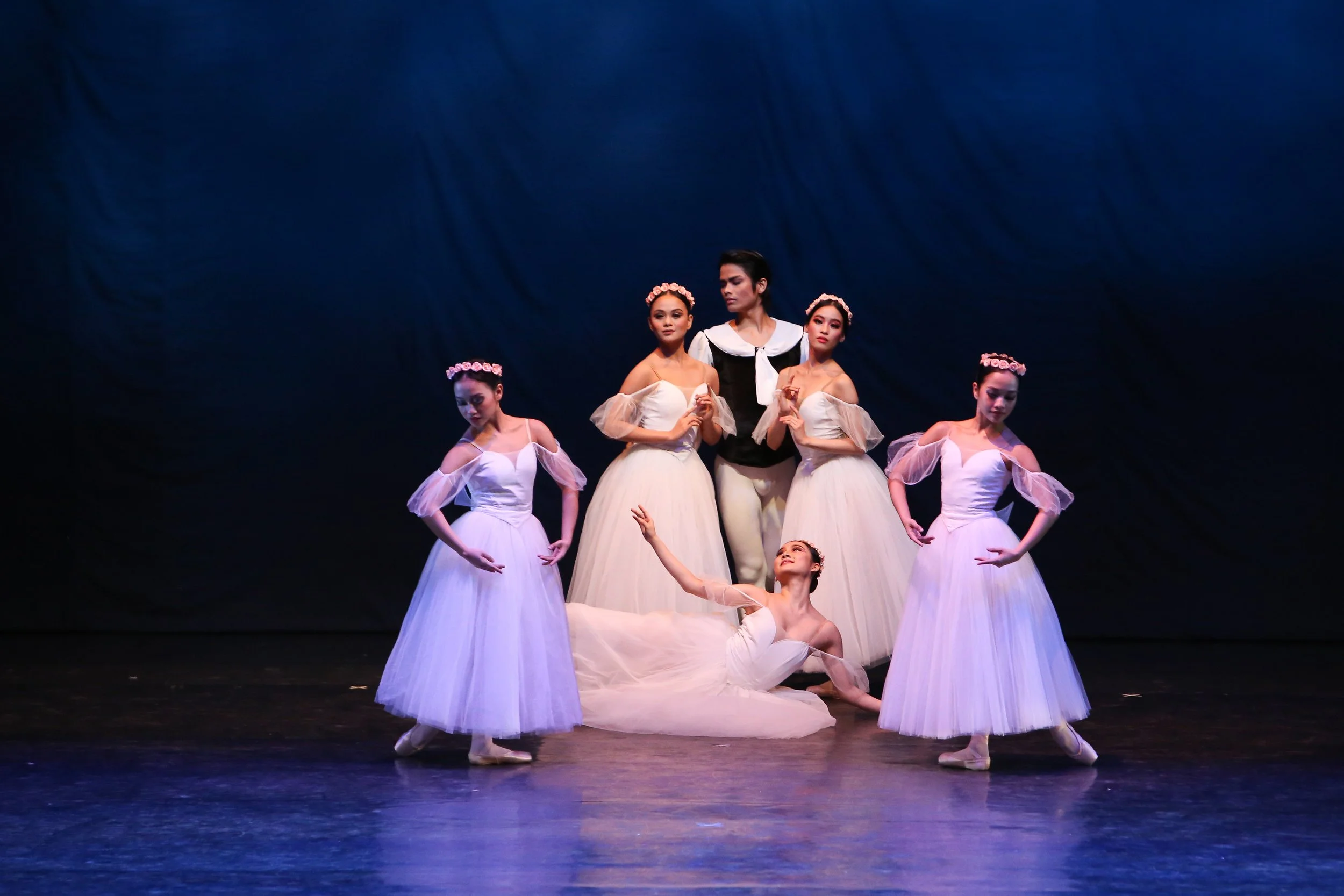    Floral crowns complete the look of these otherworldly sylphs in Mikhail Fokine’s Les Sylphides which is also called  Chopiniana , one-half of the double-bill Deux (2019). Known as a technically demanding piece, the non-narrative white ballet featu