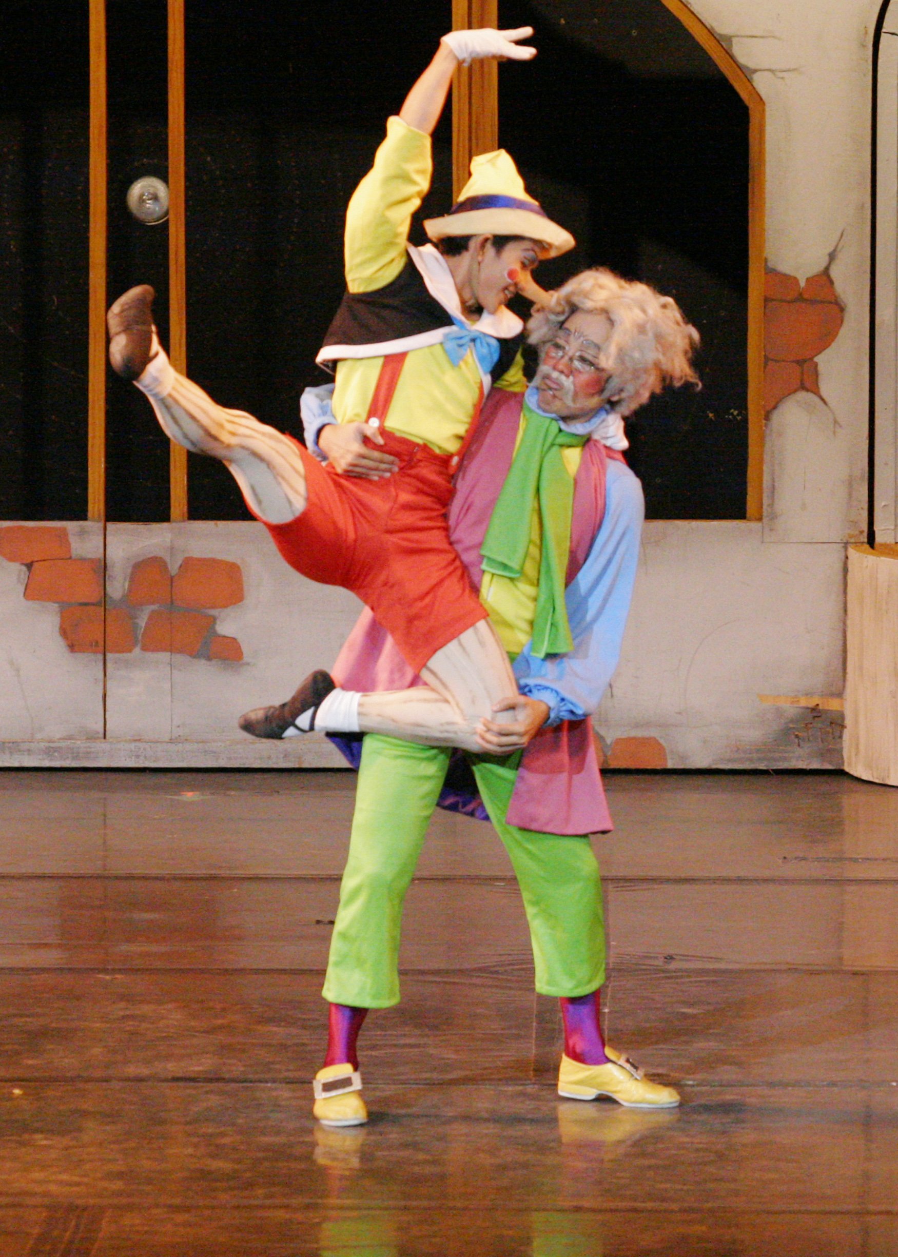    Something magical happens in Osias Barroso Jr.’s  Pinocchio  (2007), the ballet adaptation of Carlo Collodi’s novel. Geppetto (Jonathan Janolo) carves the puppet Pinocchio (Roduardo Ma) from wood and when the toy comes to life, the carver embraces