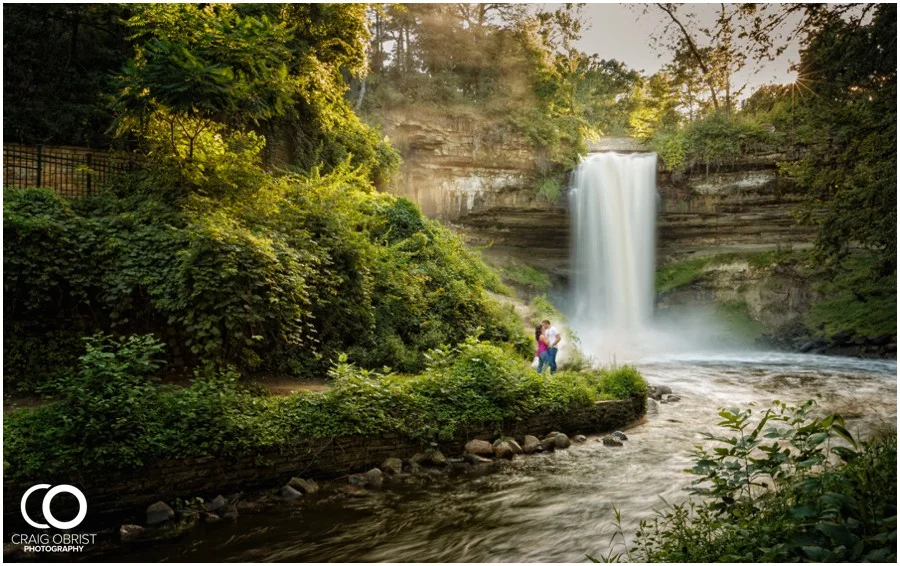 Minneapolis Minnesota Engagement Portraits Minnehaha Falls_0014.jpg