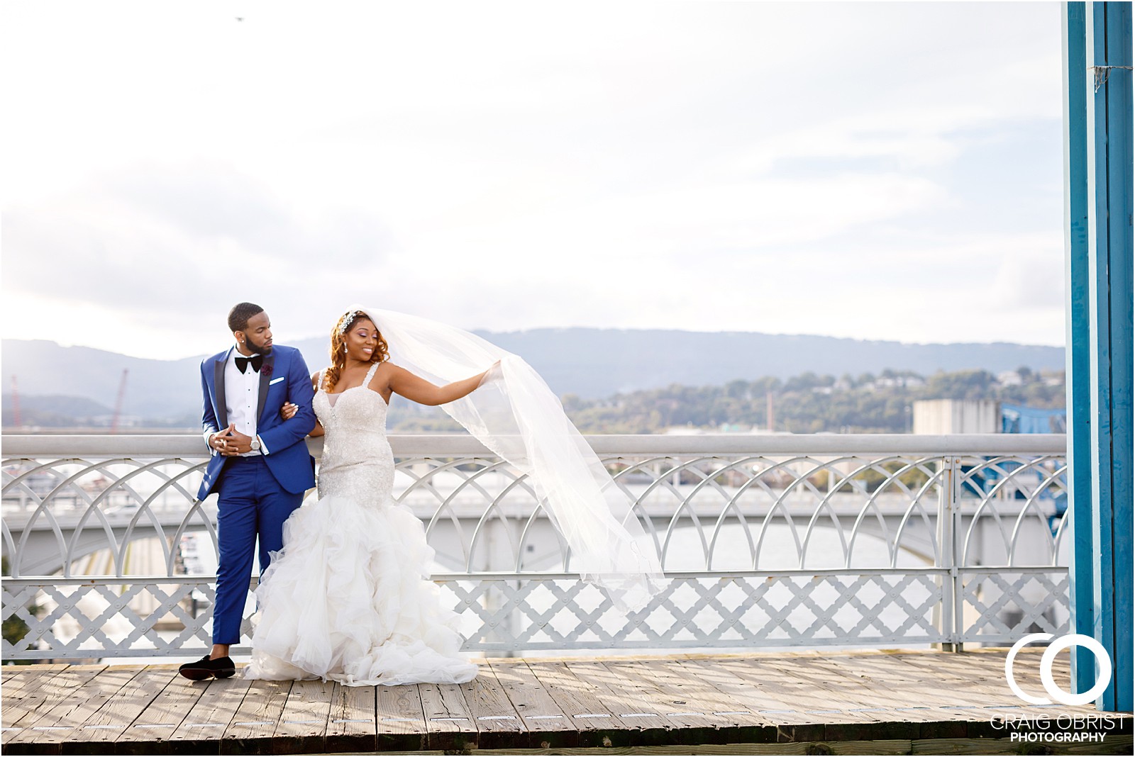 Stratton Hall Chattanooga Walnut Street Bridge Wedding Portraits_0041.jpg