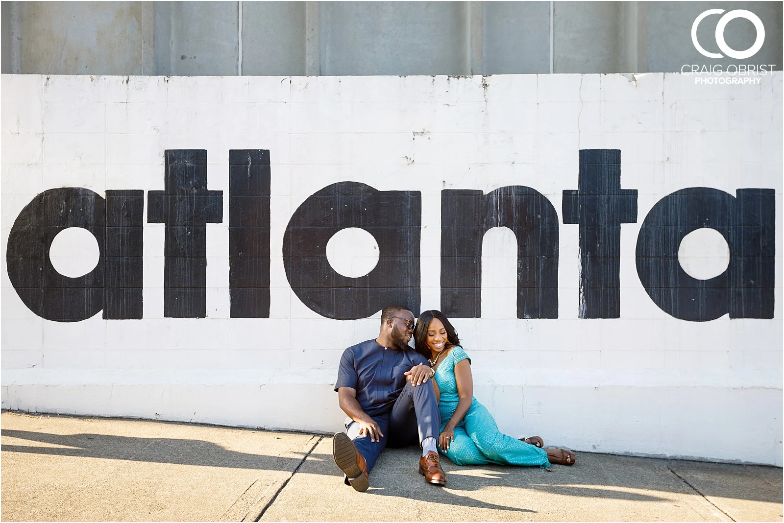 Atlanta Instagram Engagement Portraits Mural Skyline Sunset_0011.jpg