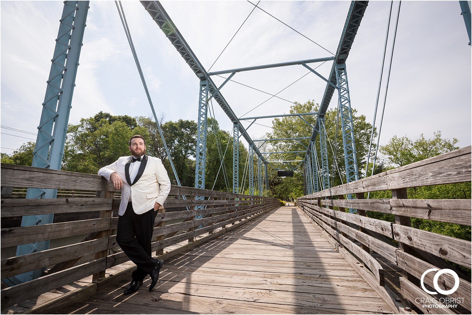 Canoe Restaurant Wedding Bridge Portraits_0006.jpg