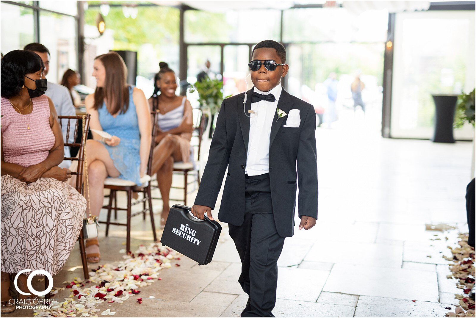 Chicago Magic Mile Michigan Avenue Wedding Portraits Skyline River Galleria Marchetti_0035.jpg