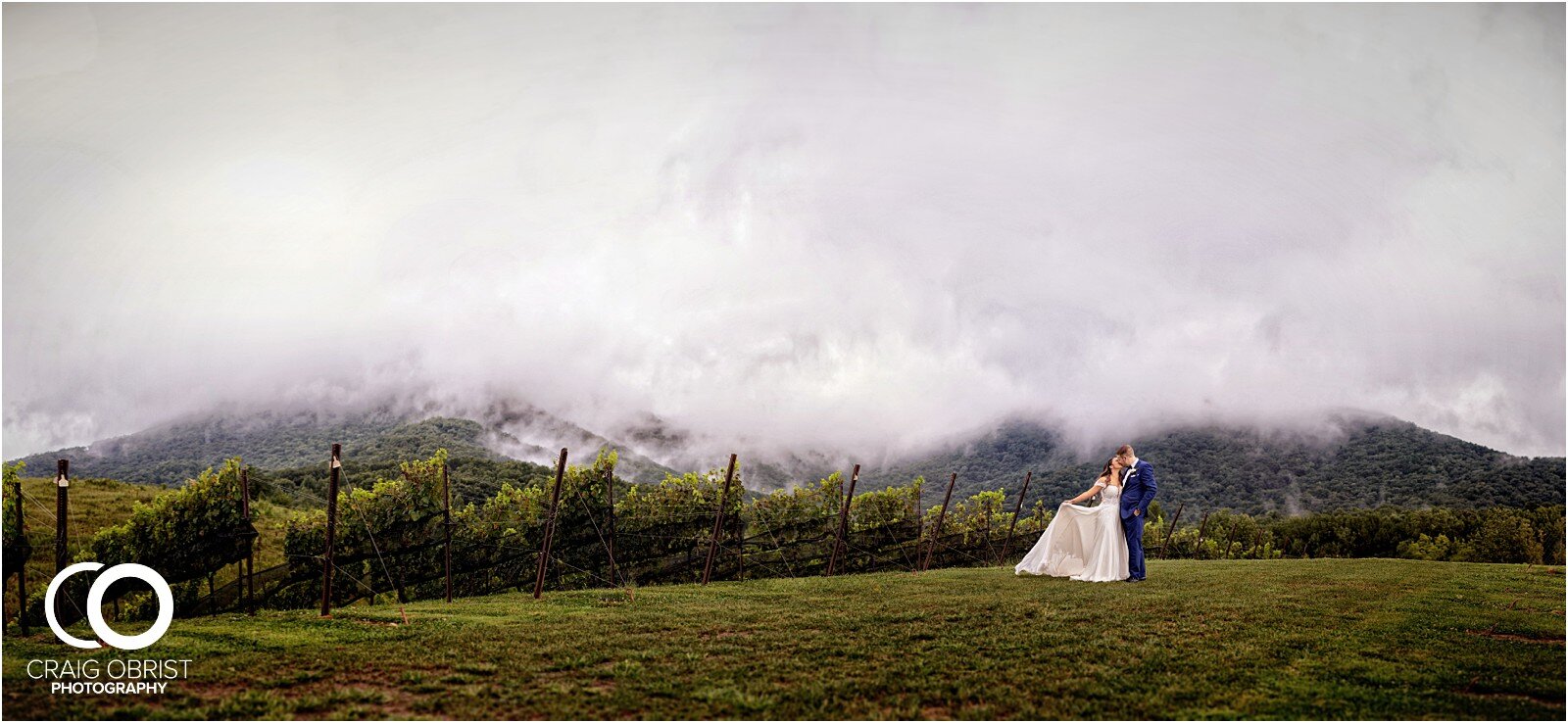 Yonah Mountain Vineyard Rain Day Wedding_0064.jpg