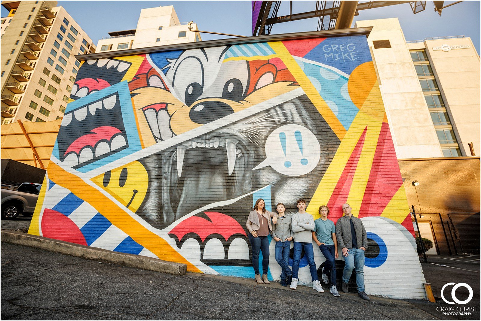 Downtown Atlanta Skyline Murals Grafitti Family Portraits_0015.jpg