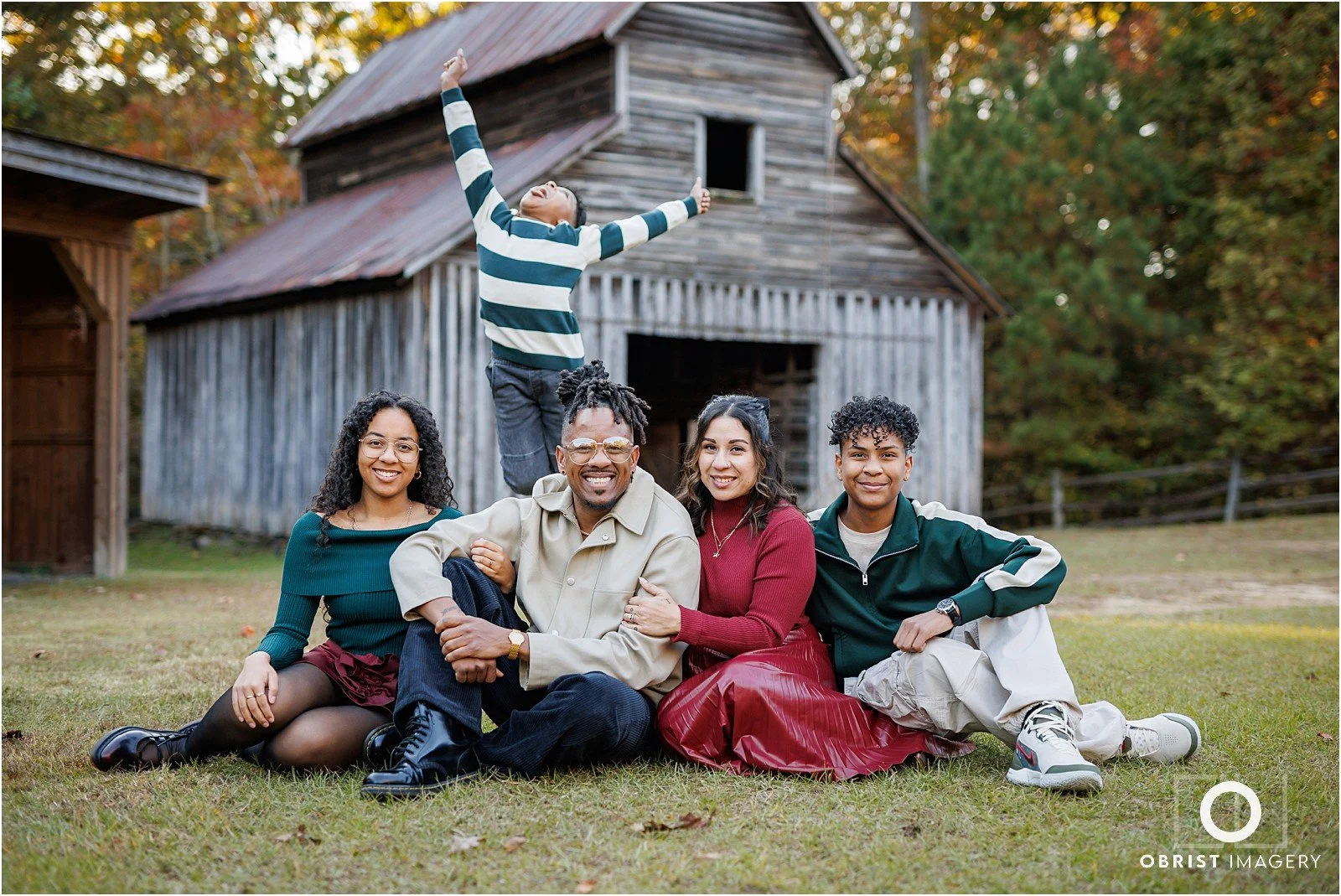Gwinnett Heritage Center Family Fall Portraits_0014.jpg