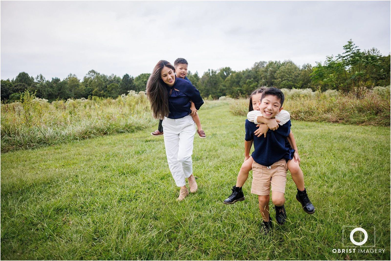 Little Mulberry Park Family Portraits 28.jpg