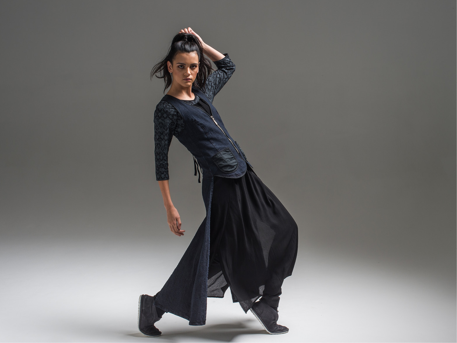Viv 3/4 top, Jana pant, Sarah overlay + Carrie tails