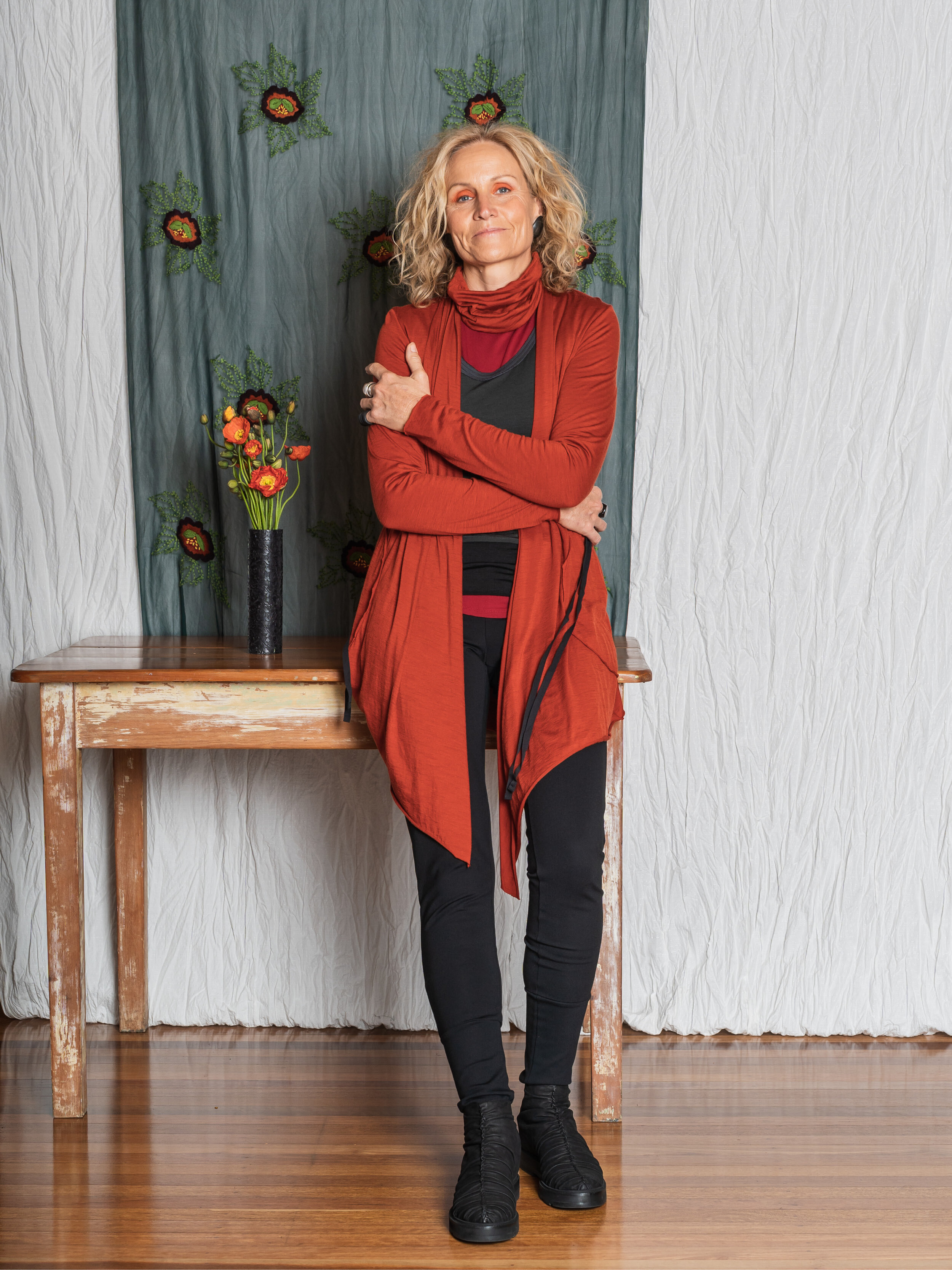 Multitude top + Oracle vest + Elixir cardi + Stellar pant cuffed + Merino wool Snood