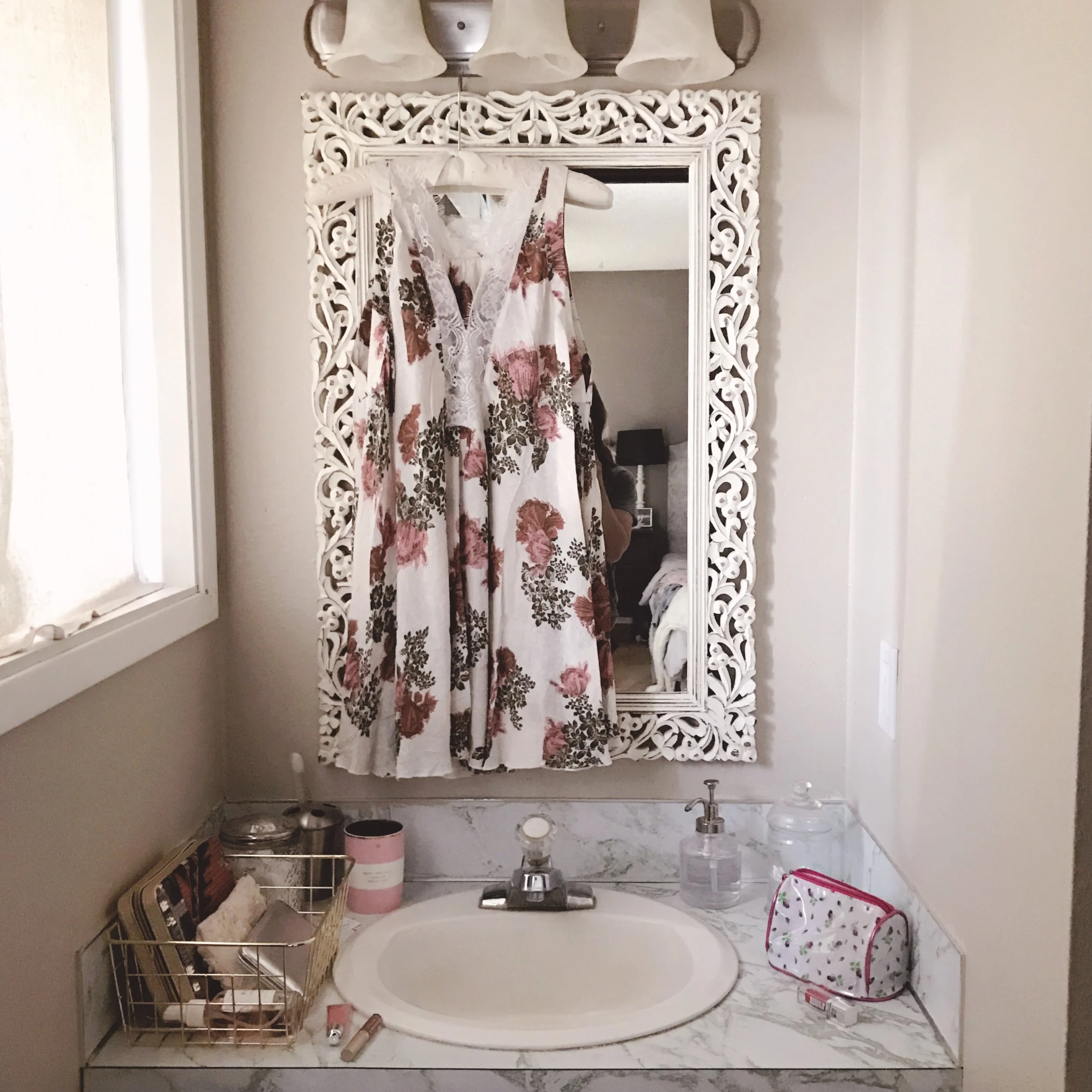 pretty master bathroom