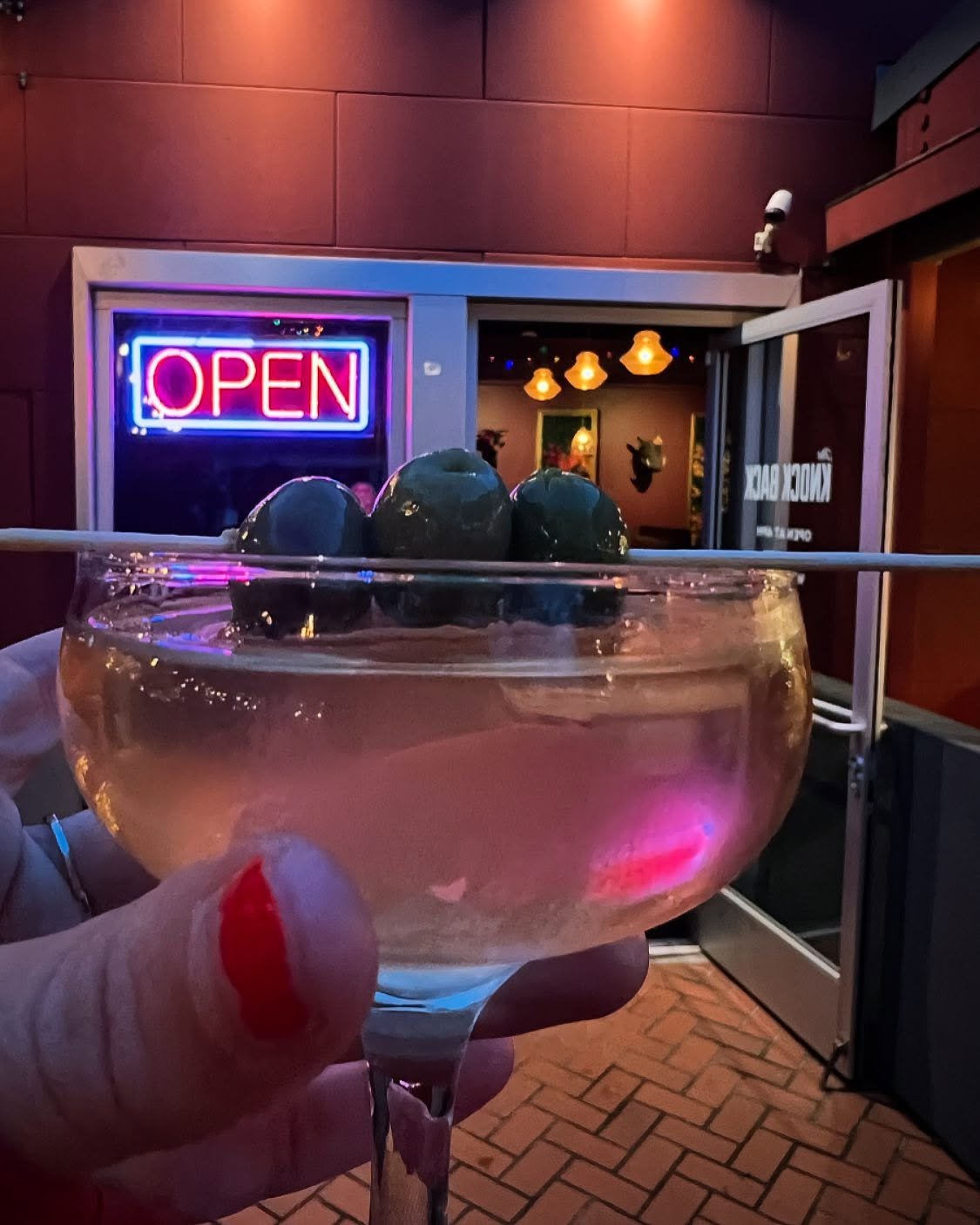 Olive you, weekend 😍 Come here, you dirty little minx ✨

Open late Friday &amp; Sat! 4pm-2am! 
Happy hour everyday 4-6pm!