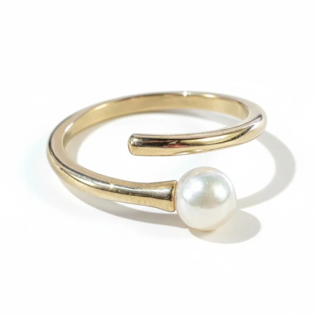 14k gold pearl twist ring.jpg
