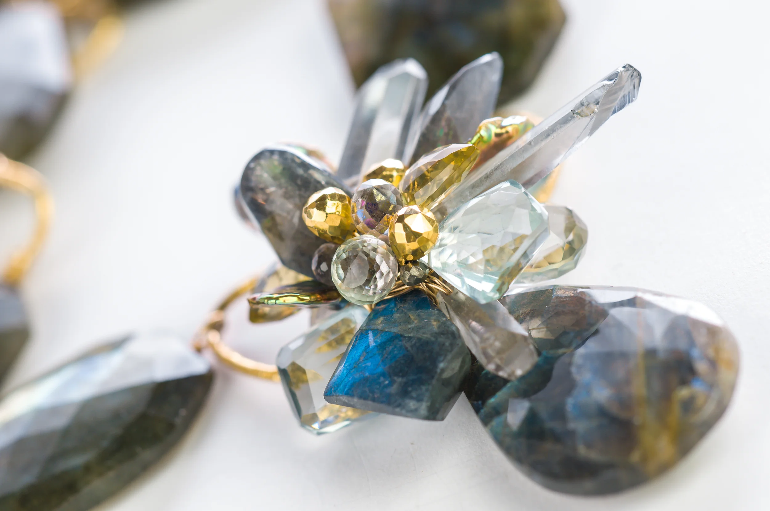 LABRADORITE GEMSTONE NECKLACE