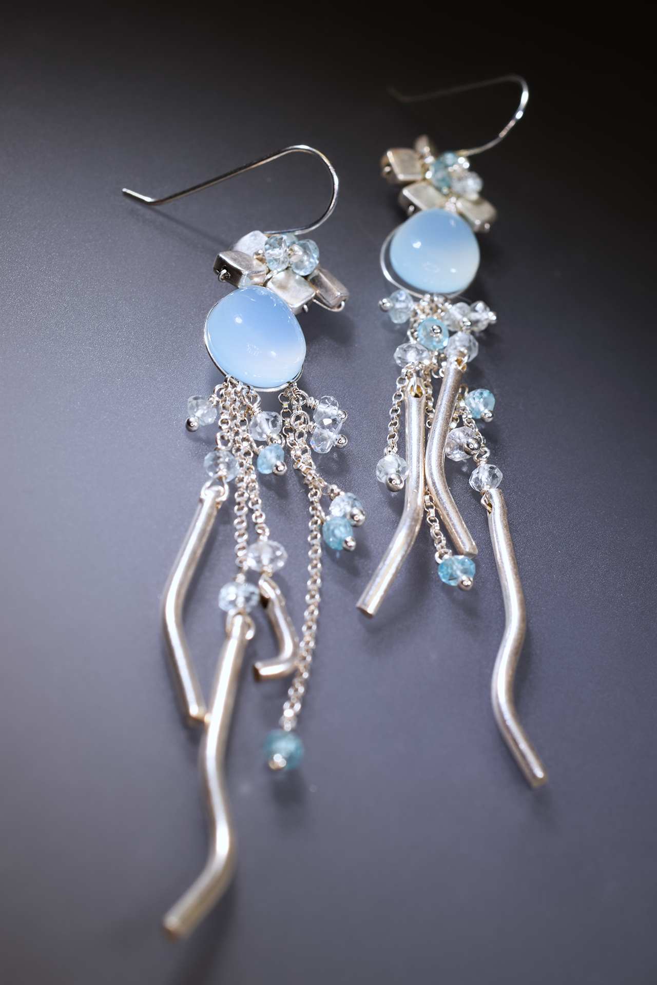 Sinunutu Chalcedony and Silver Earrings