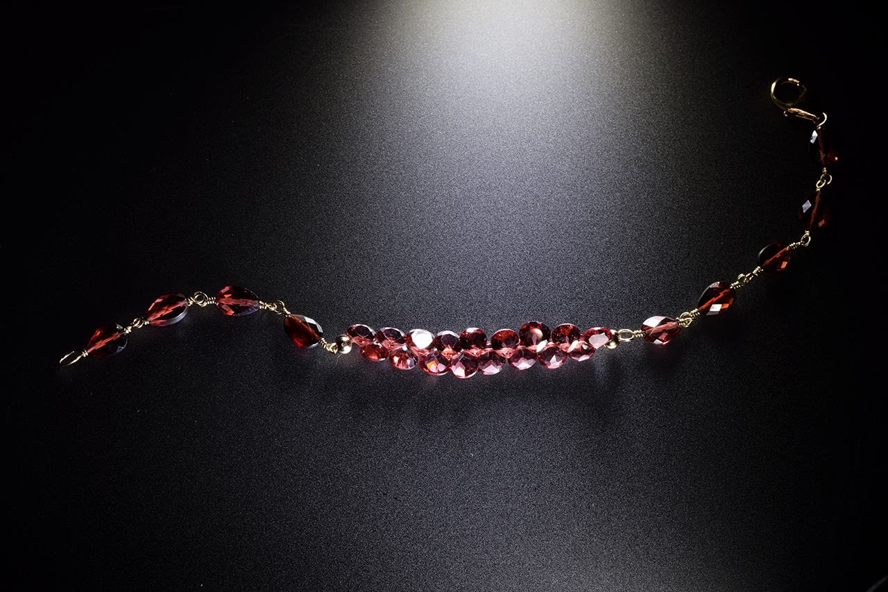 rhodolite garnet gemstone gold stacking bracelet