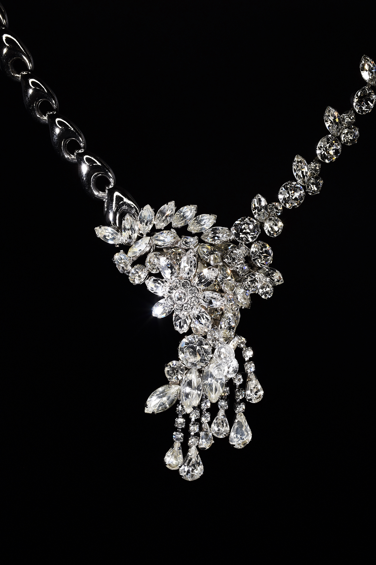 vintage rhinestone silver statement necklace