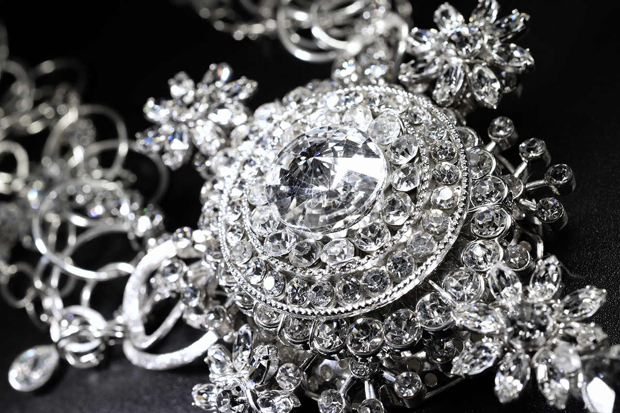 vintage rhinestone silver statement necklace