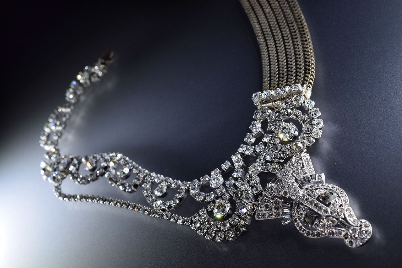 crystal and silver rhinestone necklace