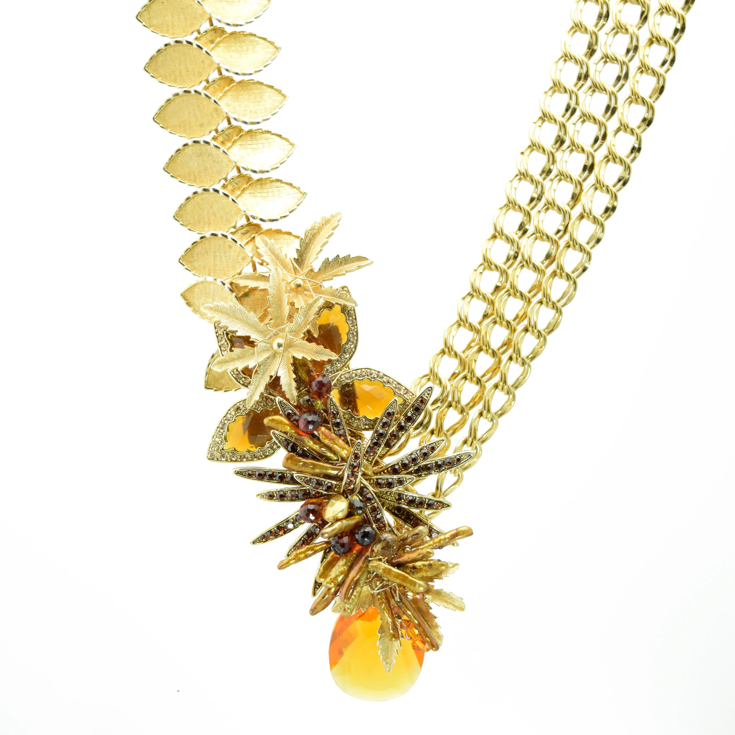 amber rhinestone, gemstone, pearl gold vintage necklace