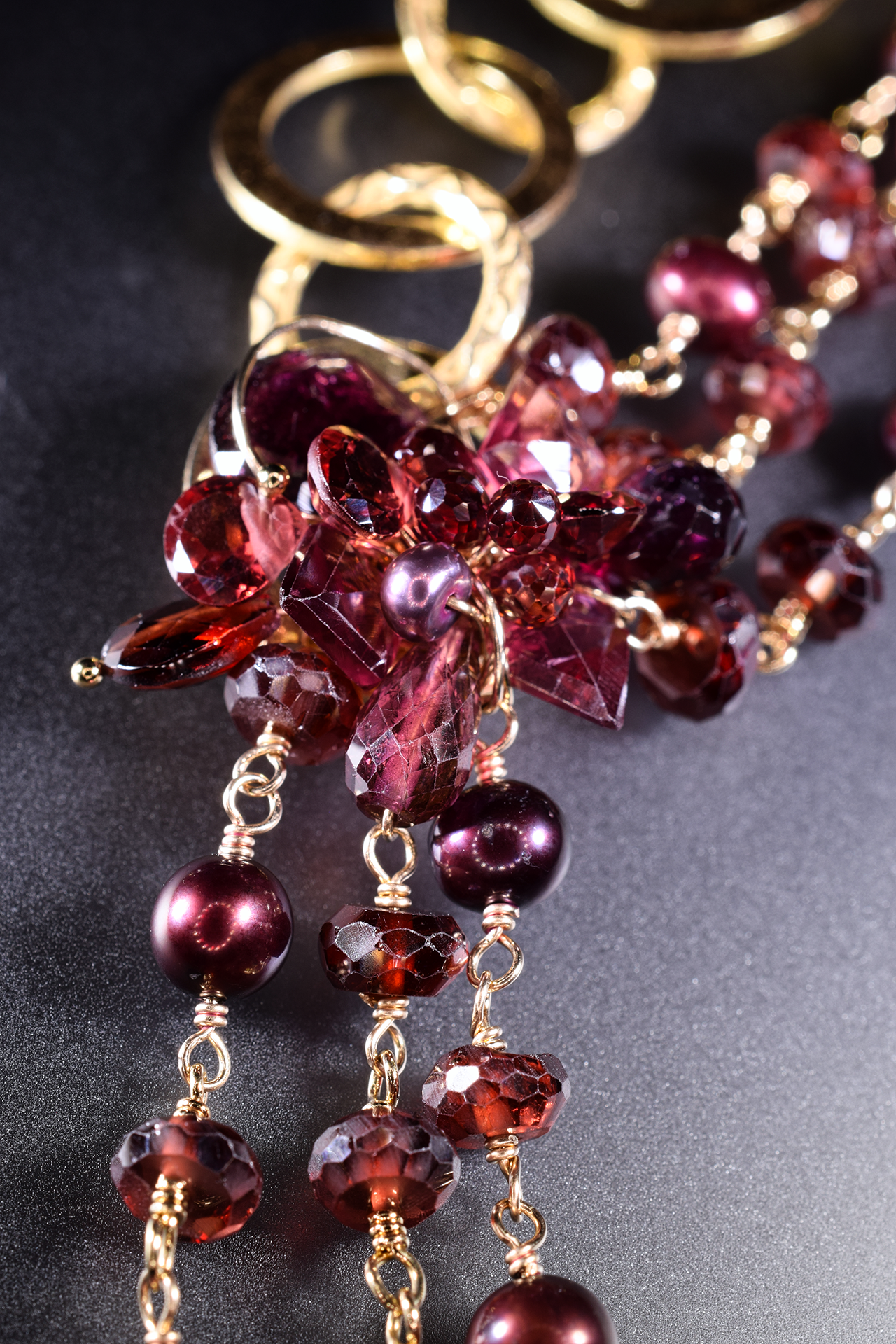 Multi chain garnet and pearl necklace