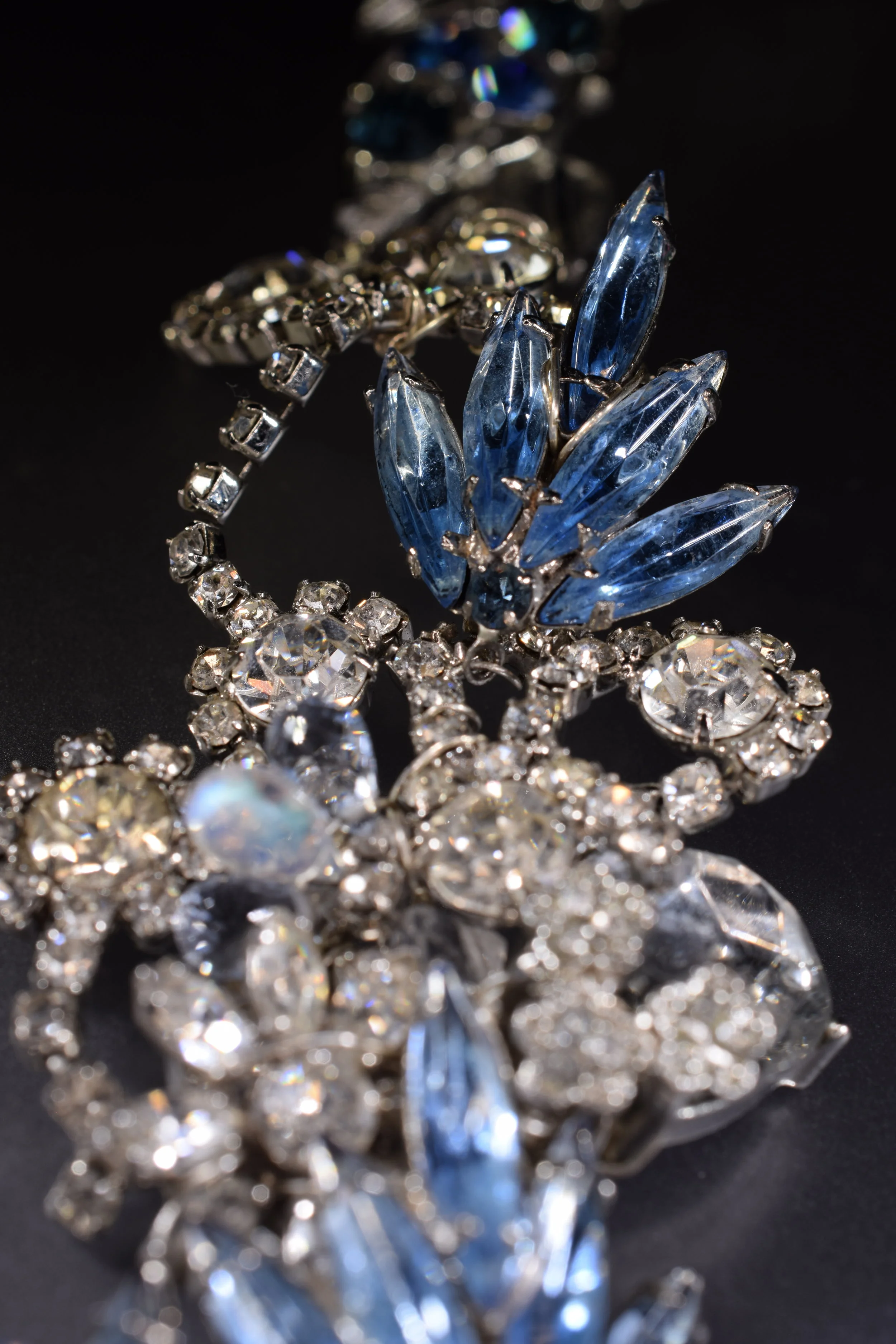 rhinestone vintage silver statement necklace