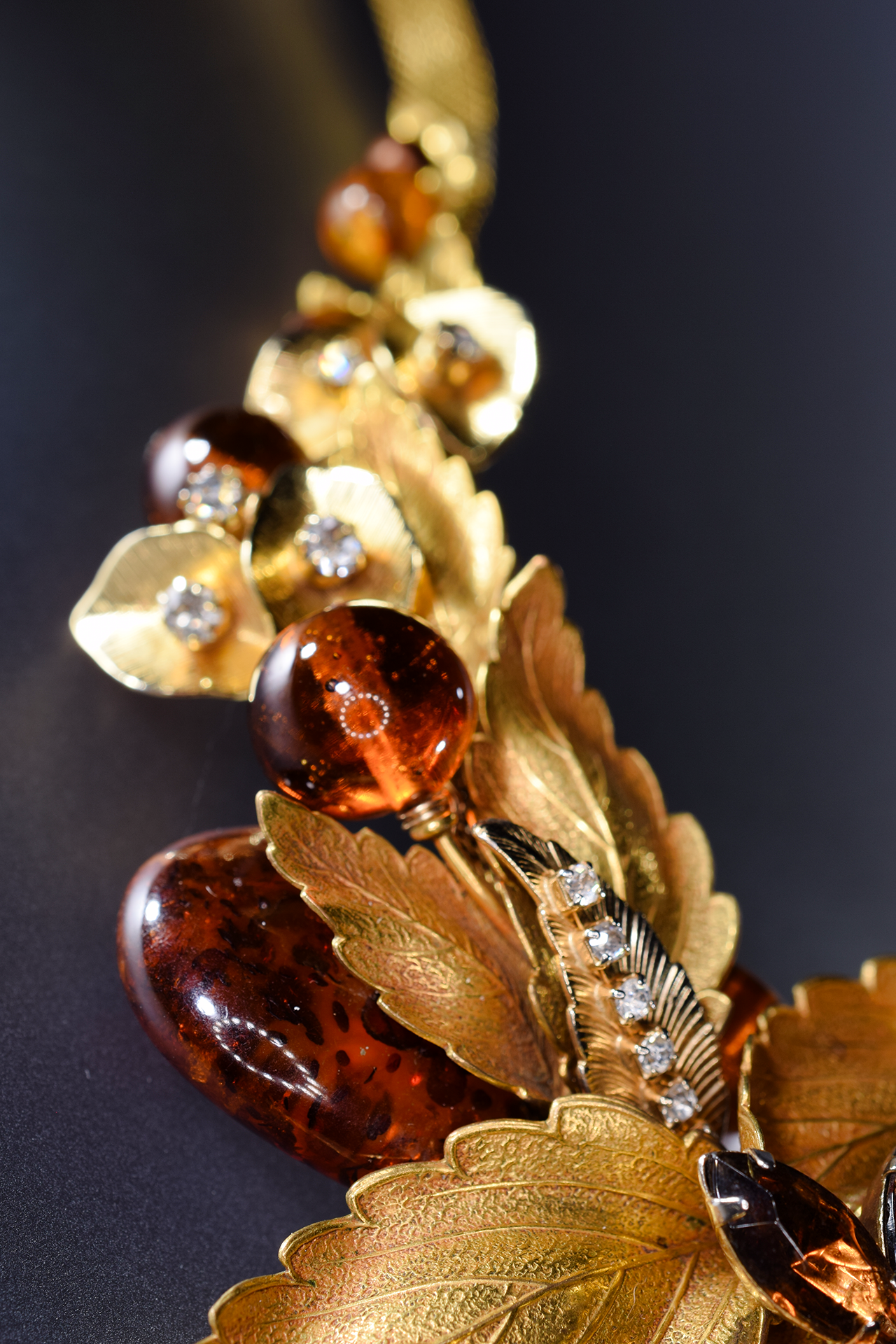 gold leaf and amber vintage collar necklace